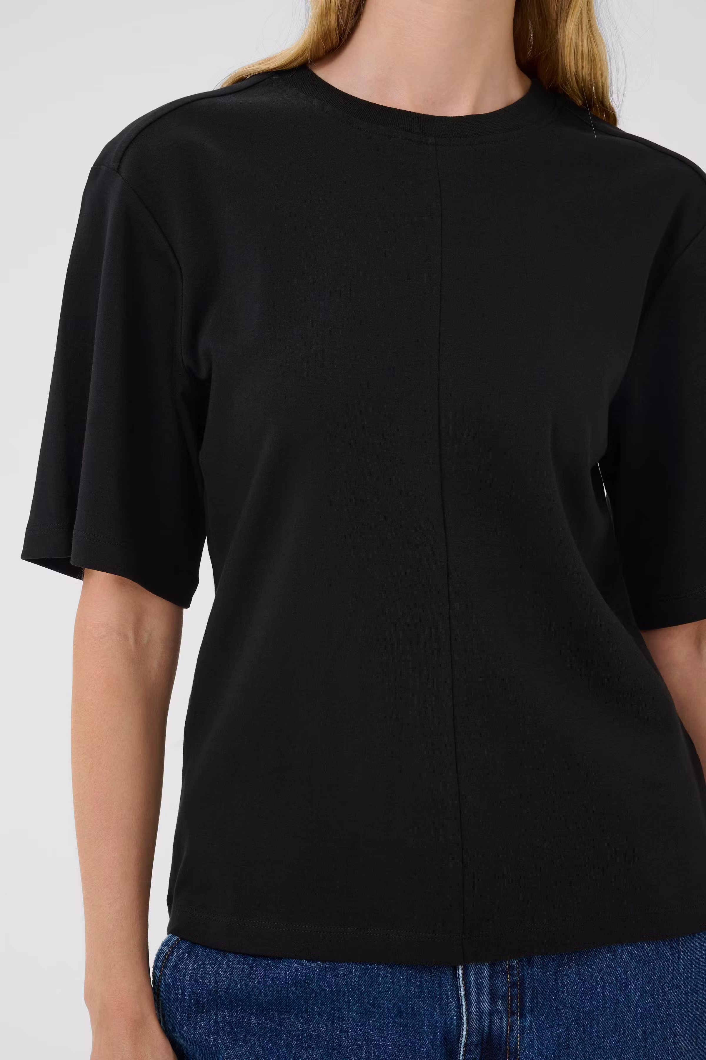 KBNooma T-shirt LOOKBOOK DETAIL 10105746-194008