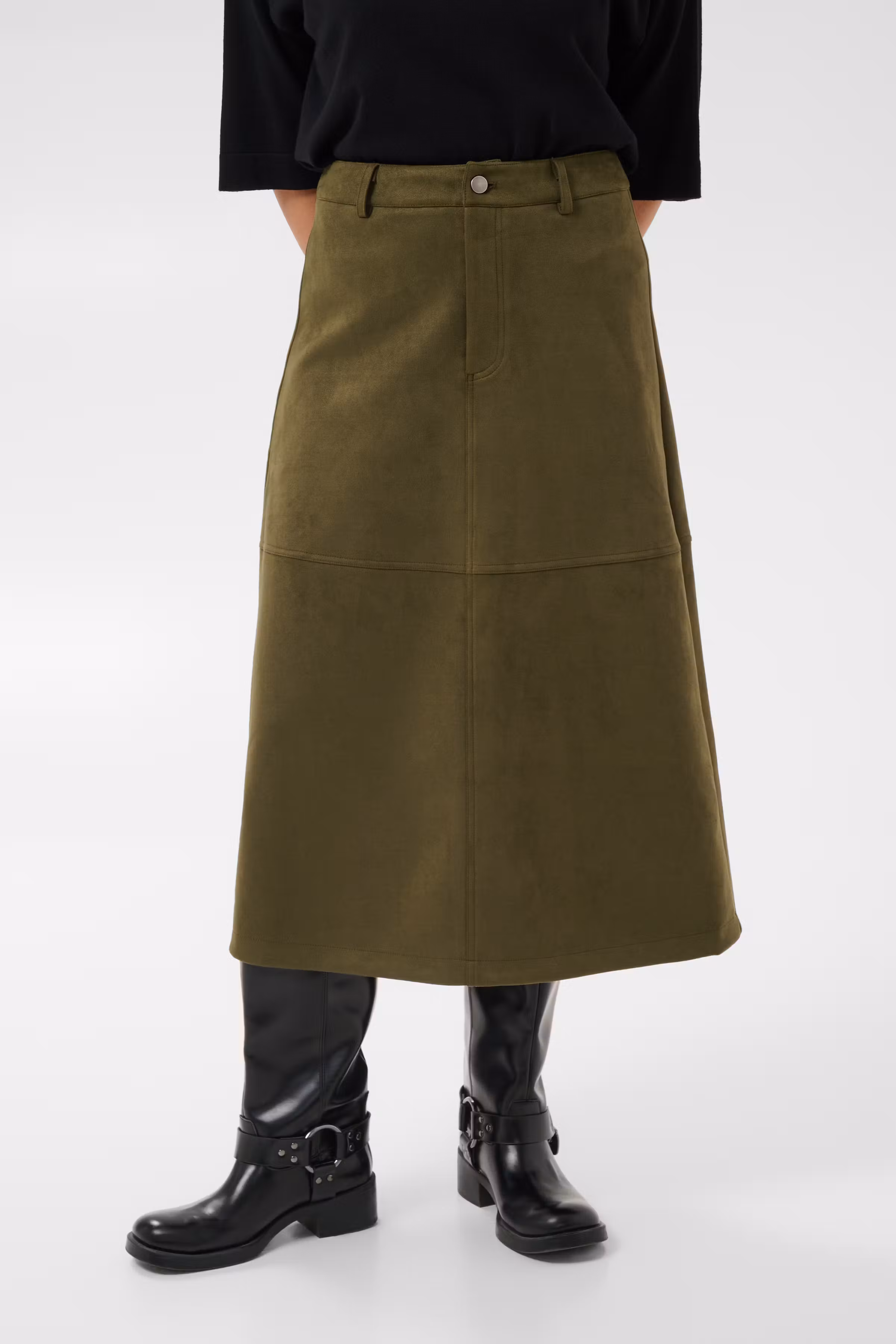 KAaster Skirt LOOKBOOK FRONT 10513228-1000819