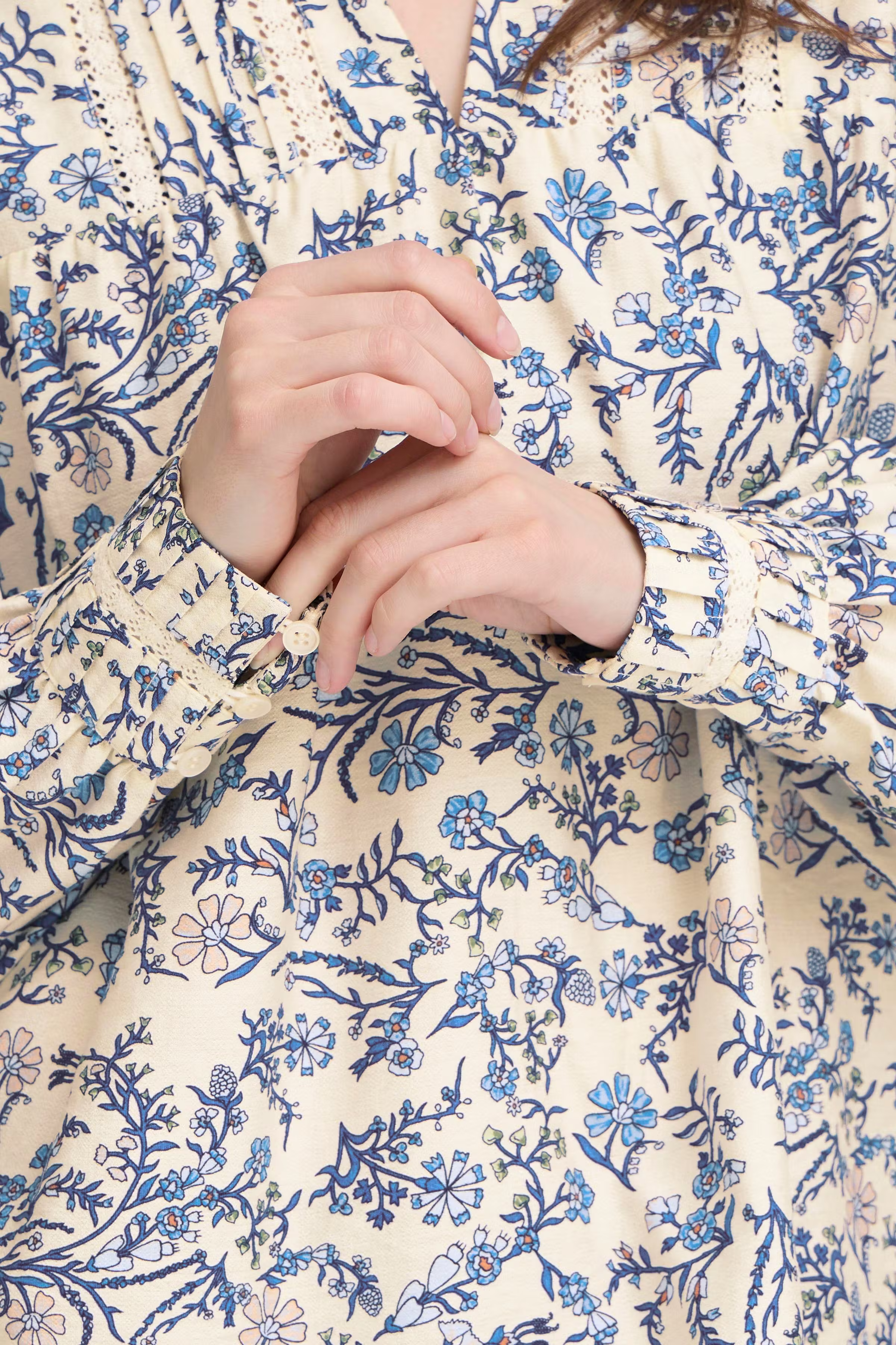 PZABRINA Bluse LOOKBOOK DETAIL 50210231-164020