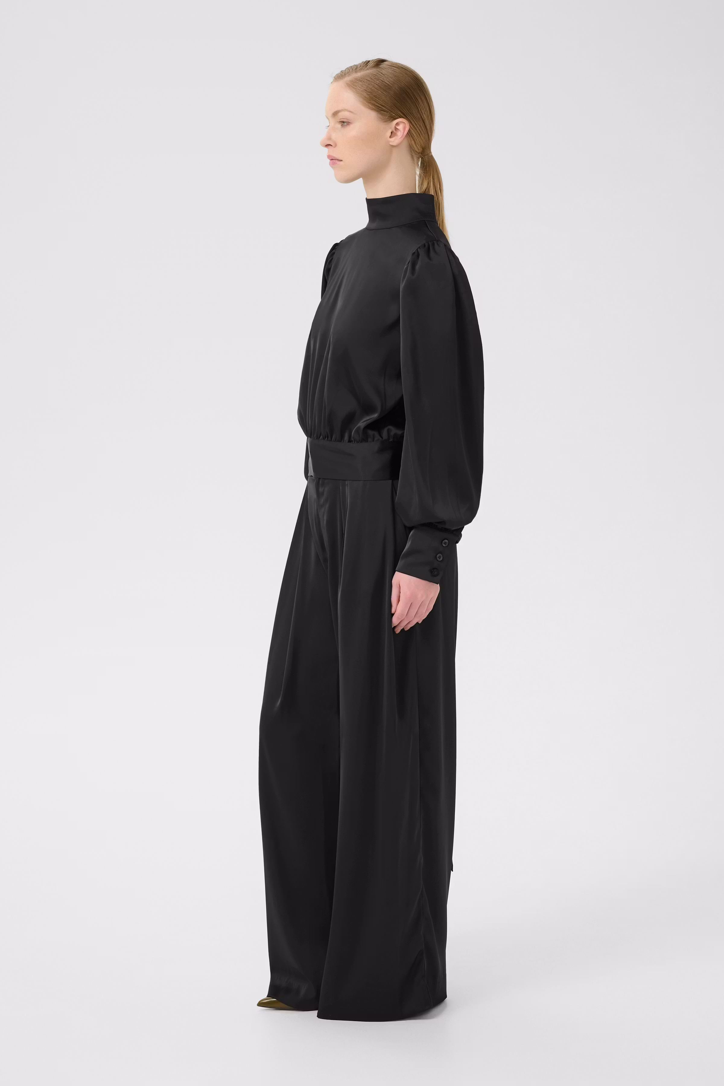 GZrue Blouse LOOKBOOK FRONT 10910803-100017