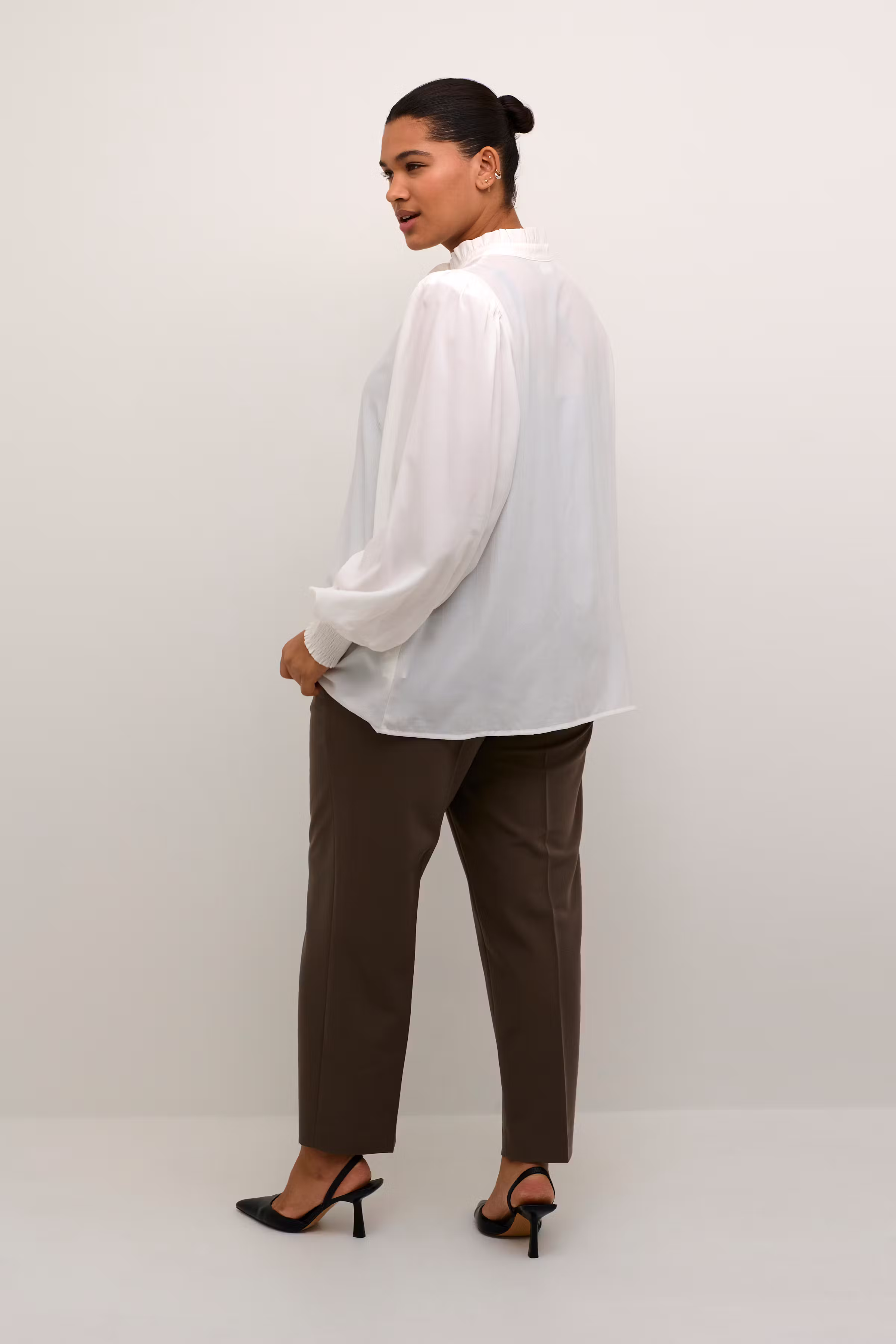 KCdorina Bluse LOOKBOOK BACK 10582643-110602