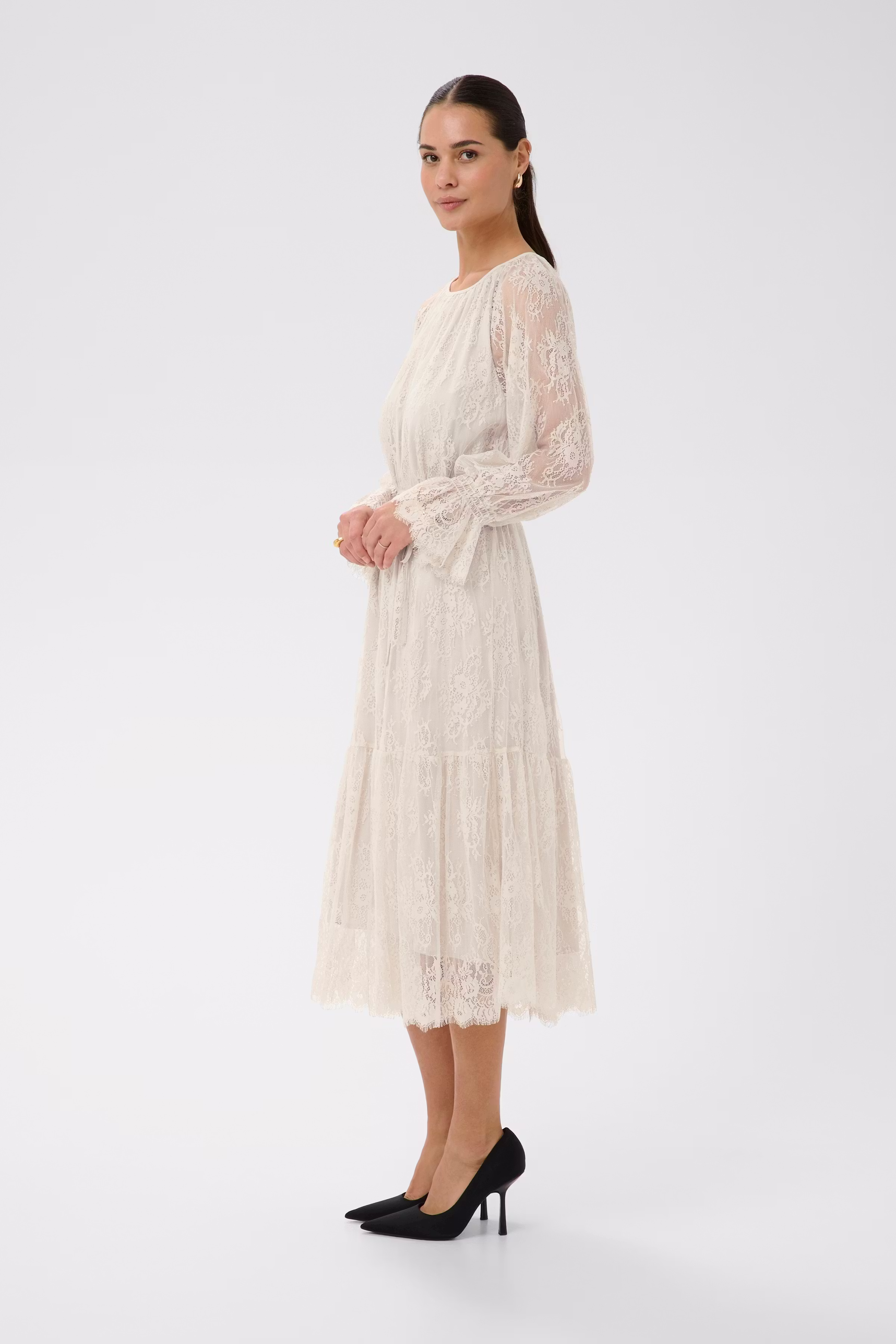 KAamelie Klänning LOOKBOOK FRONT 10511437-130000