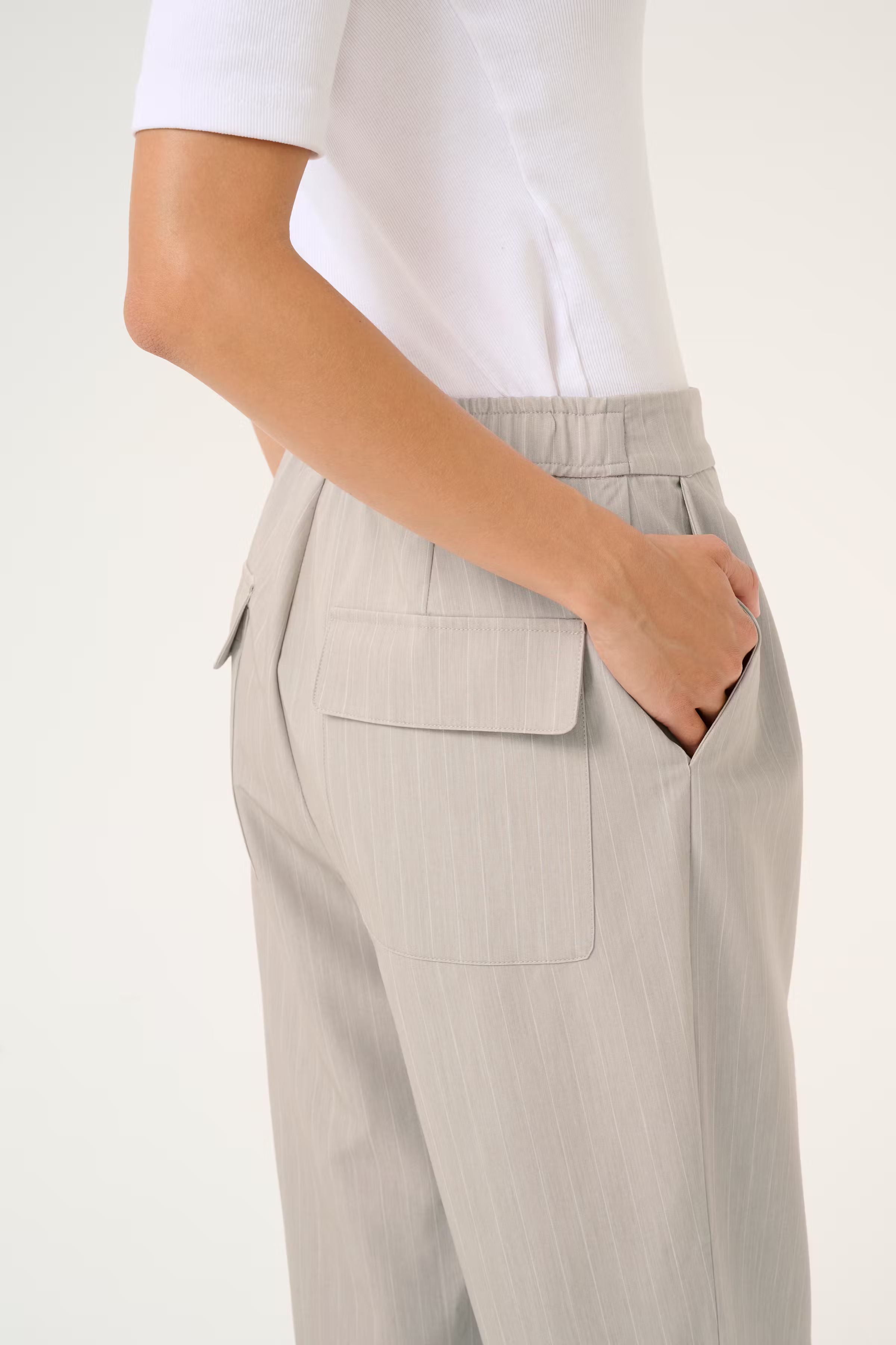 KAesther Hose LOOKBOOK DETAIL 10509579-107069