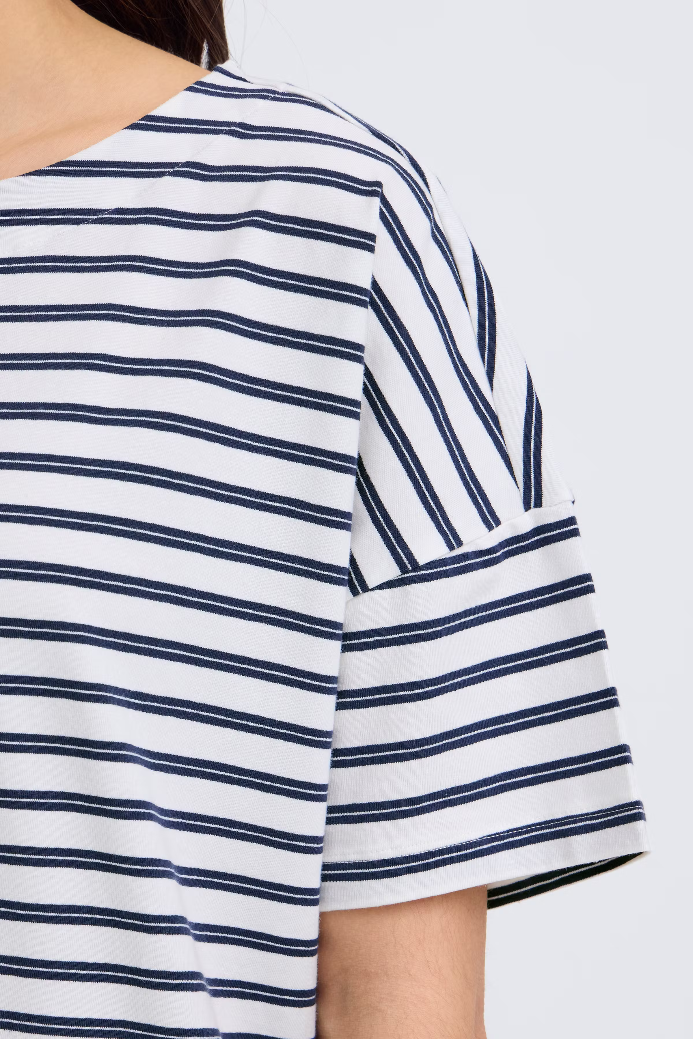 FRSIVA T-shirt LOOKBOOK DETAIL 20615788-900006372