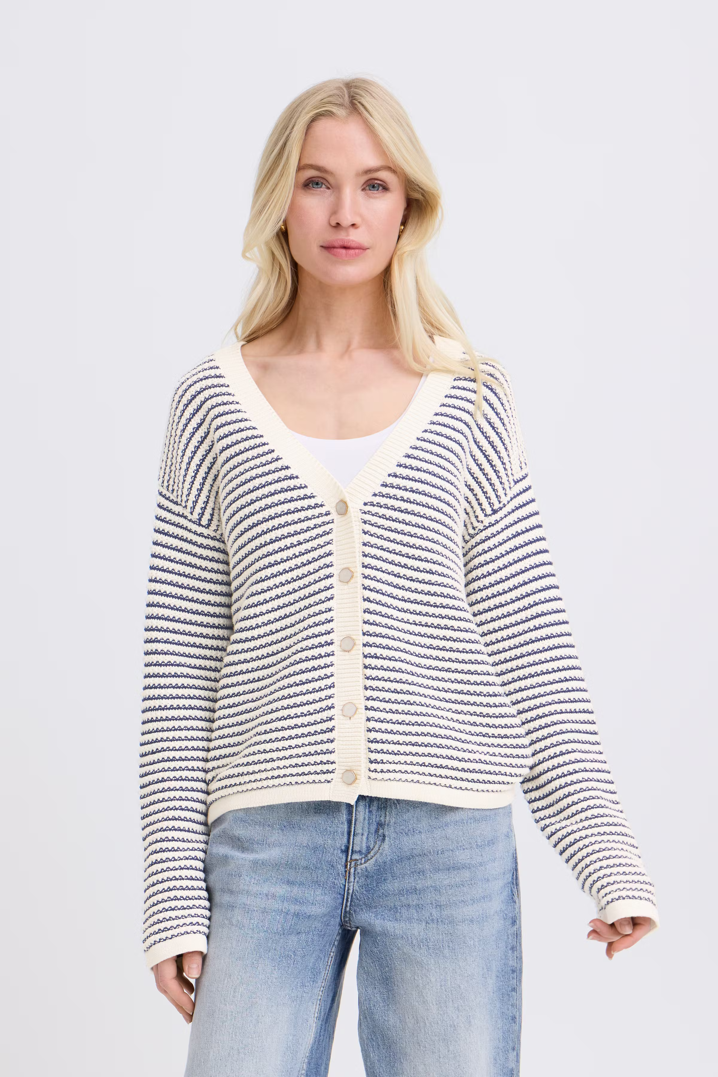 BYMIKALA Cardigan LOOKBOOK FRONT 20818651-900006328