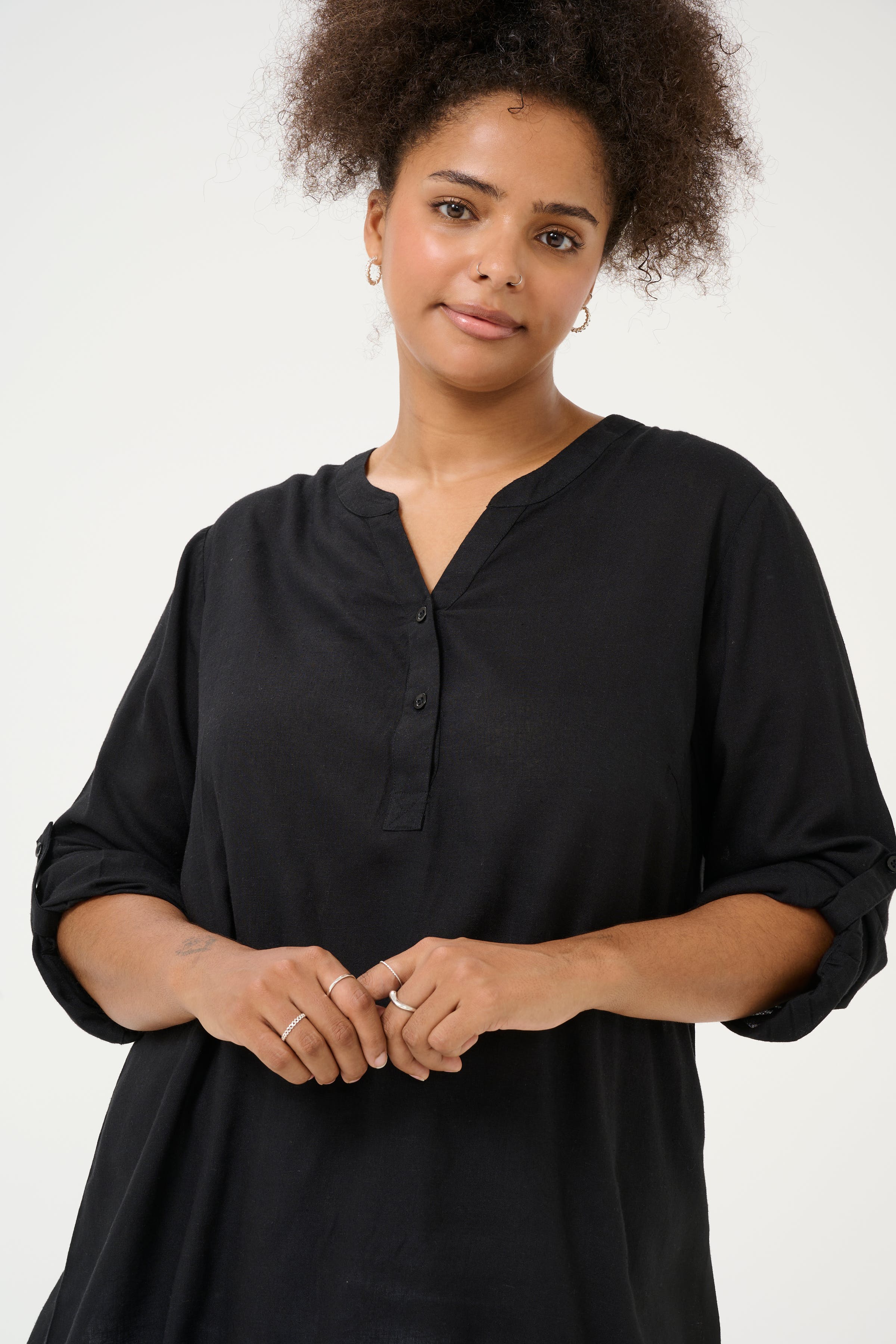 KCmille Linen Blouse LOOKBOOK DETAIL 10582215-100121