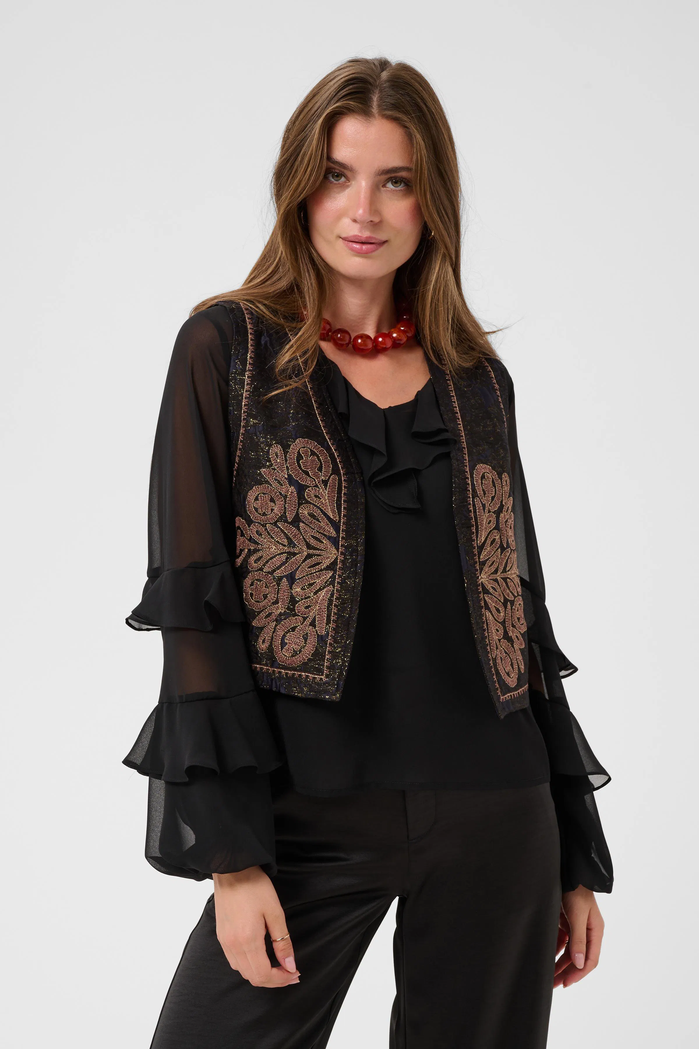 CRGitta Vest LOOKBOOK FRONT 10615569-1000160