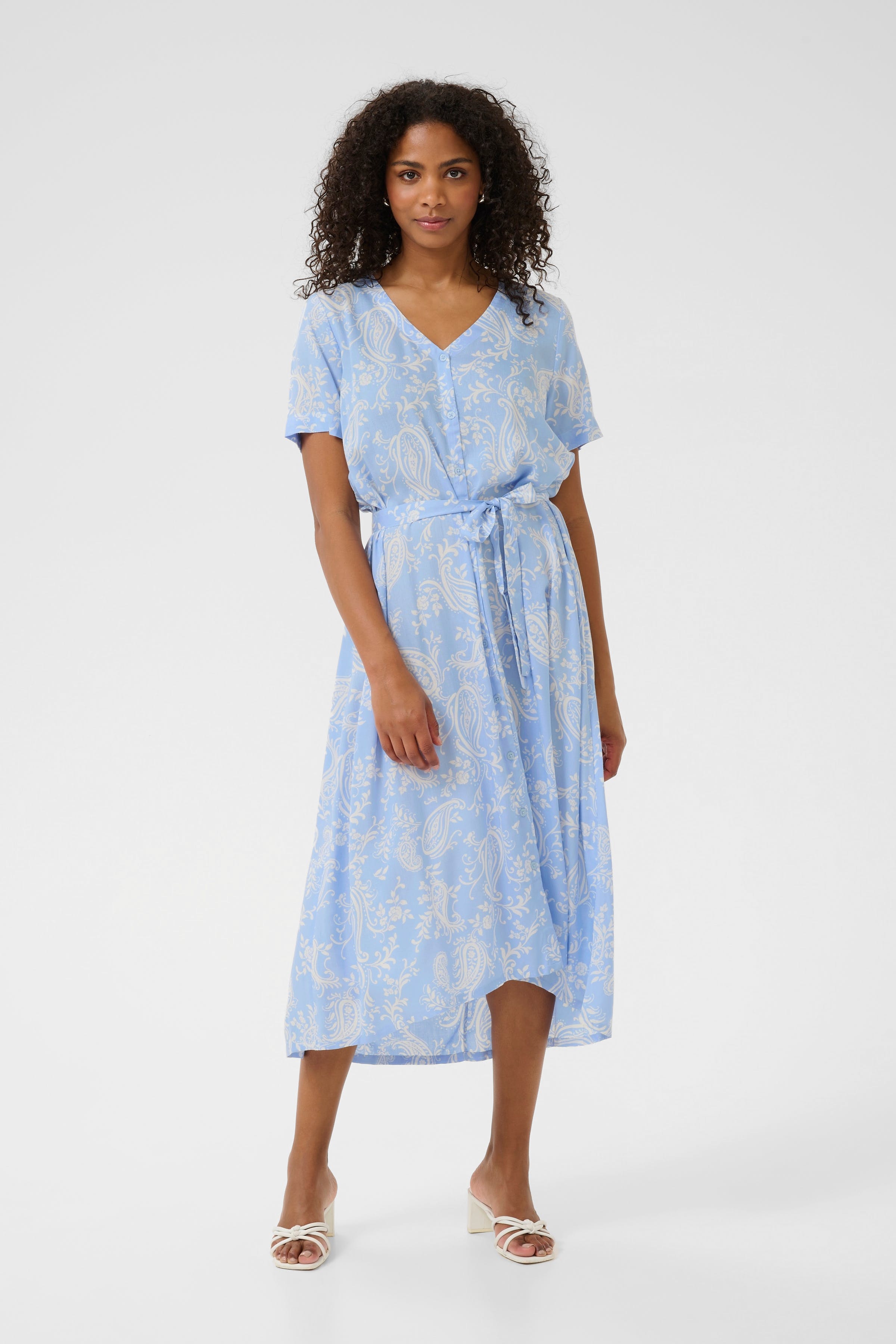 KAbeathe Dress LOOKBOOK FRONT 10508894-107907