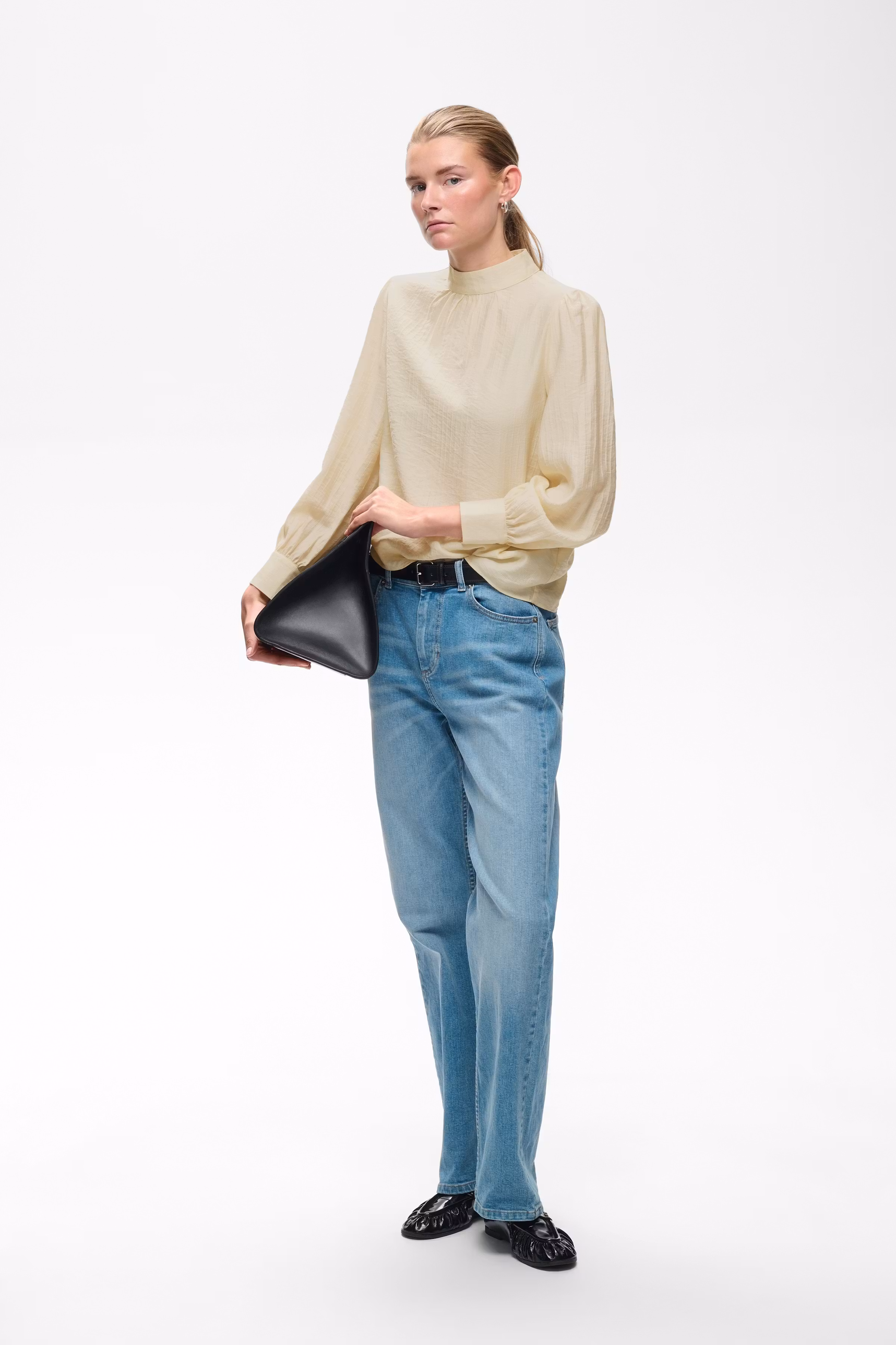 TrishjaIW Skjorte LOOKBOOK FRONT 30111345-120601