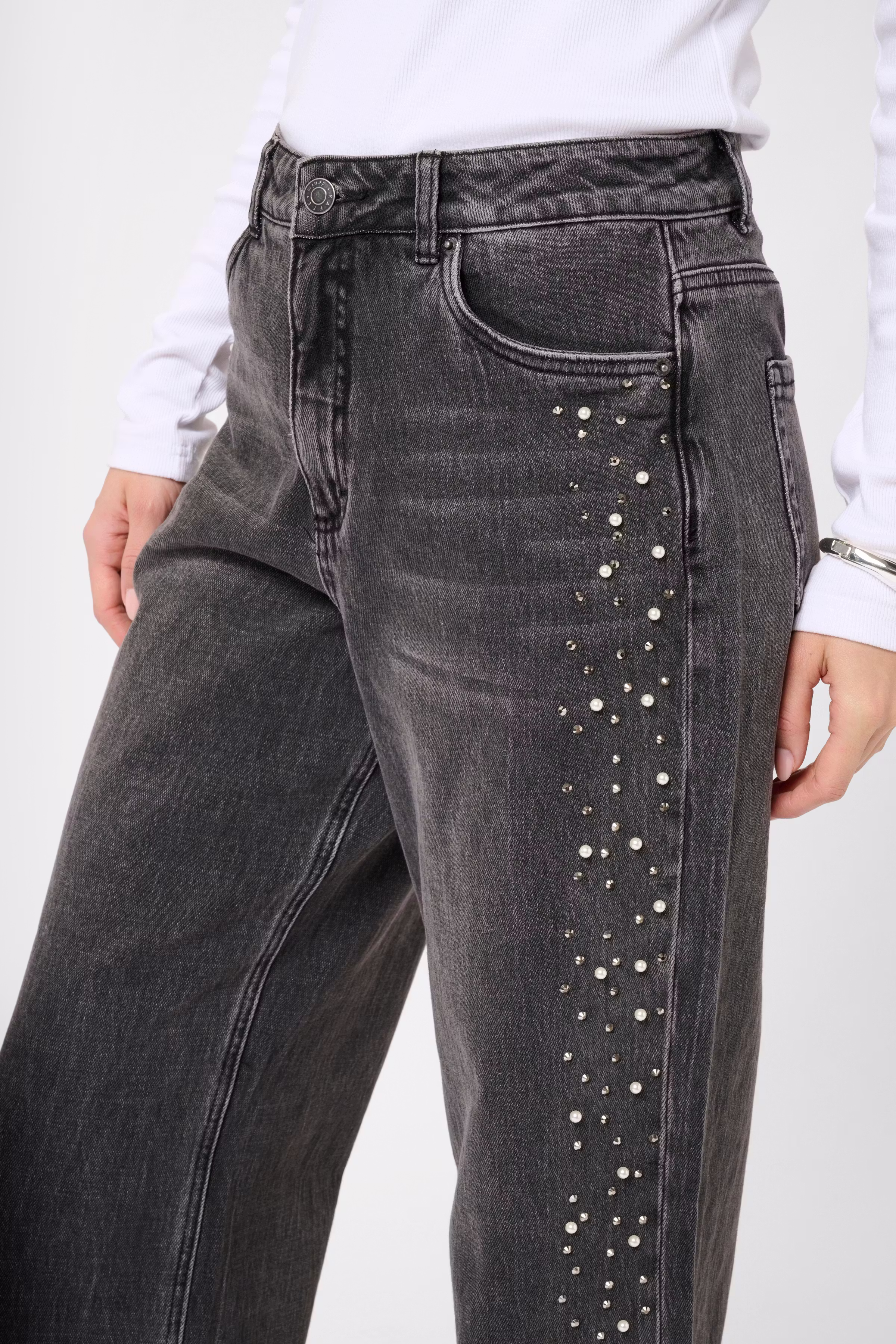 KApetra Jeans LOOKBOOK DETAIL 10510889-108531