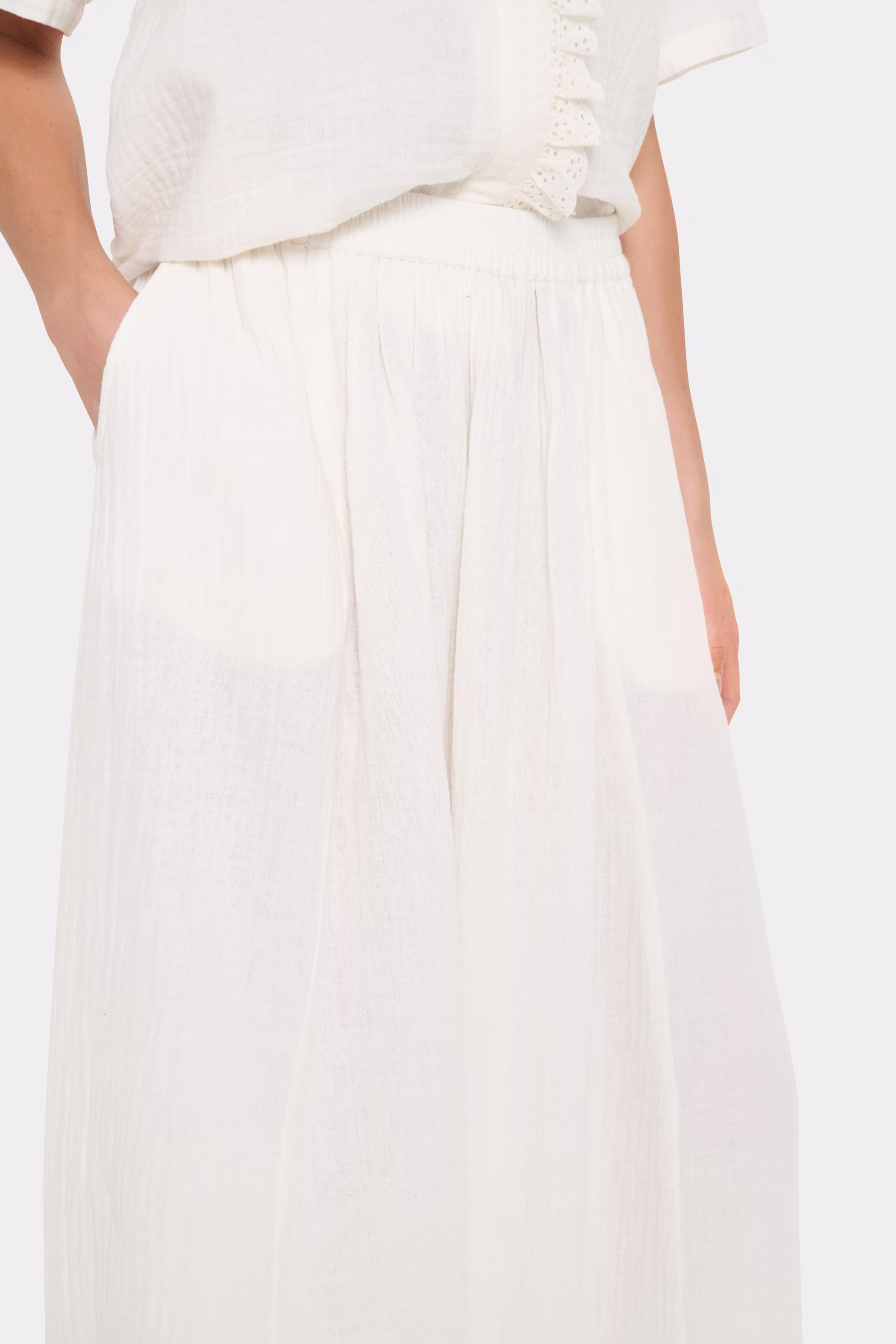 KatinaSZ Skirt LOOKBOOK DETAIL 30514111-110605