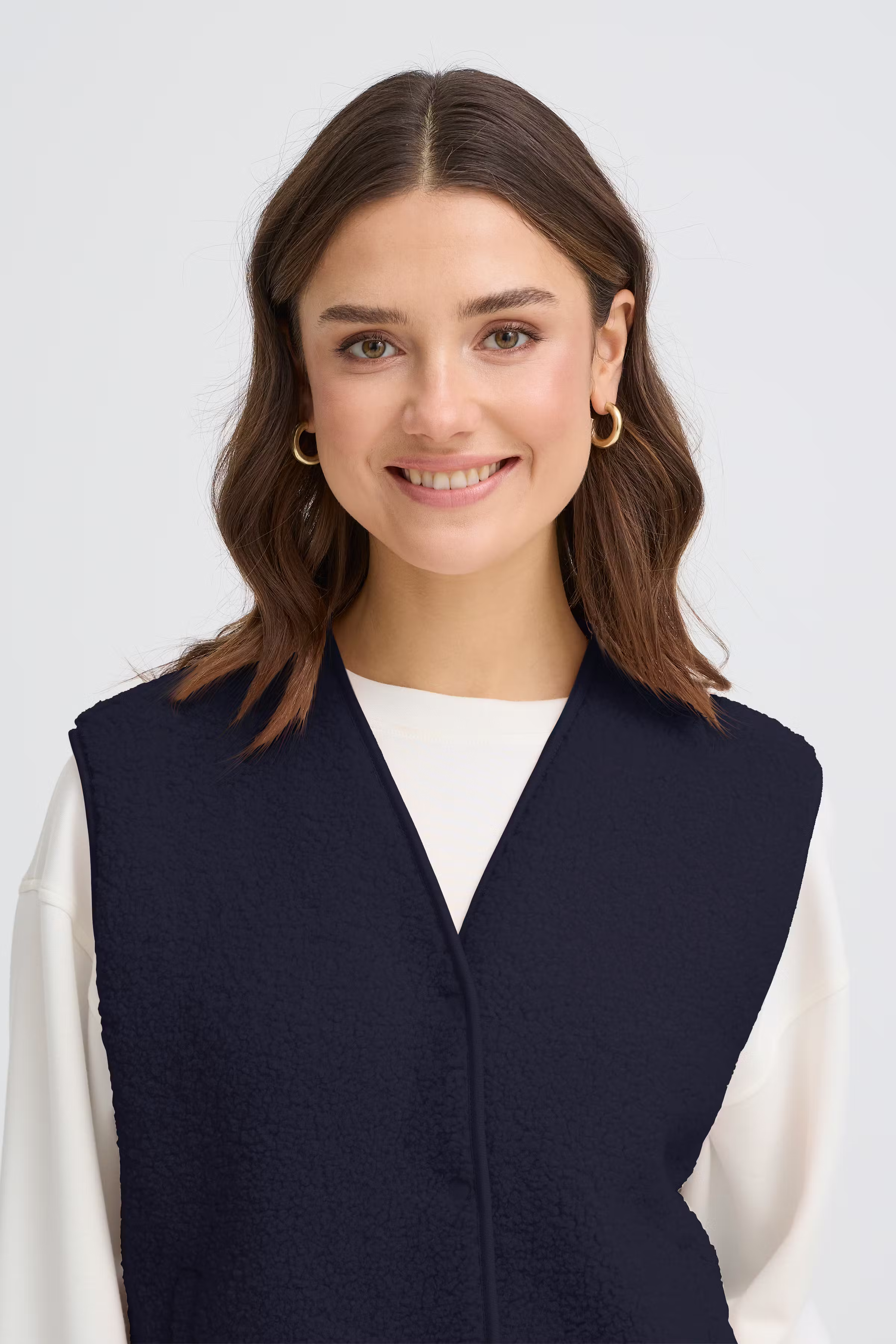 FRGWYNNE Waistcoat LOOKBOOK DETAIL 20617286-193923