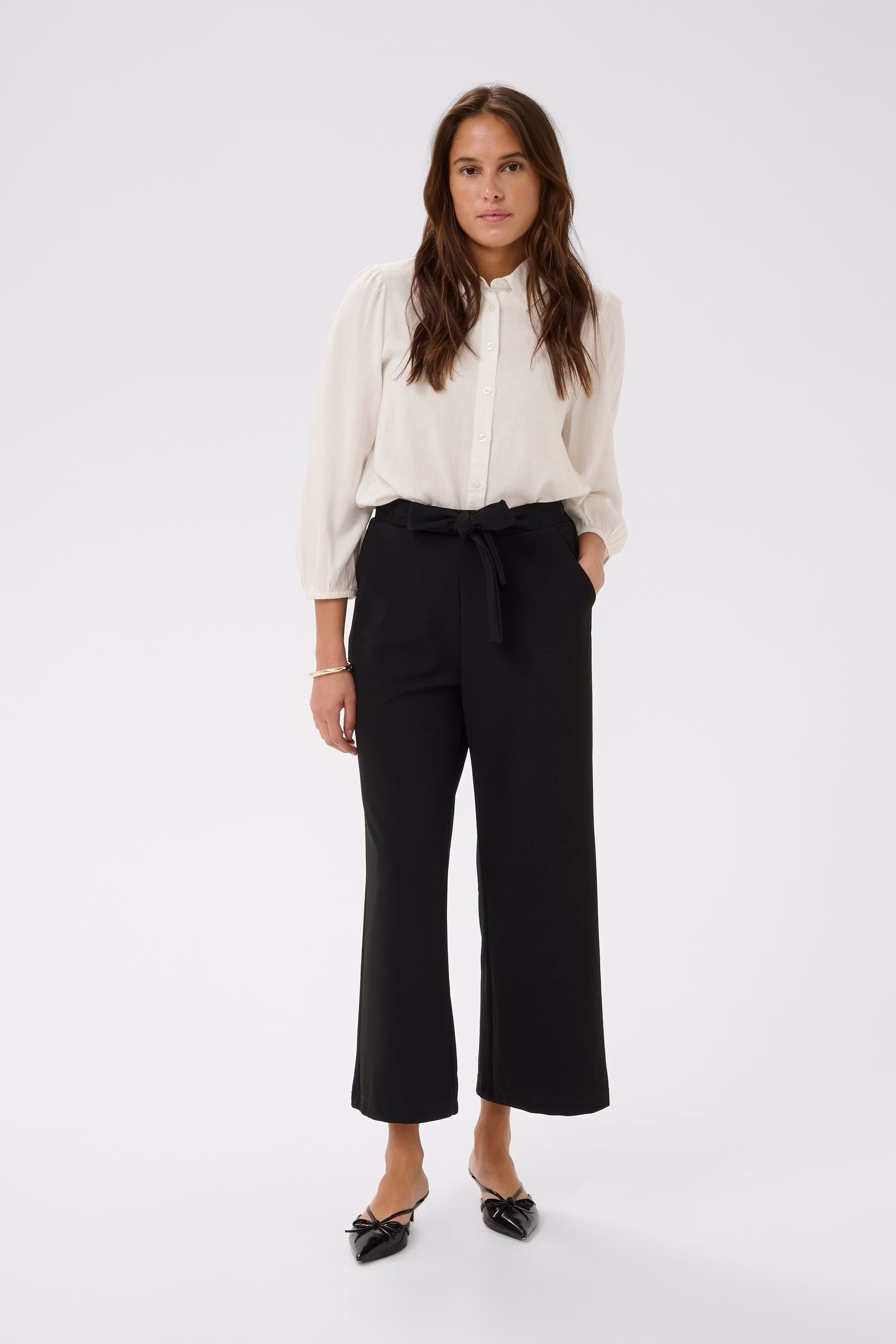 KAphoebe Hose LOOKBOOK FRONT 10511244-100121
