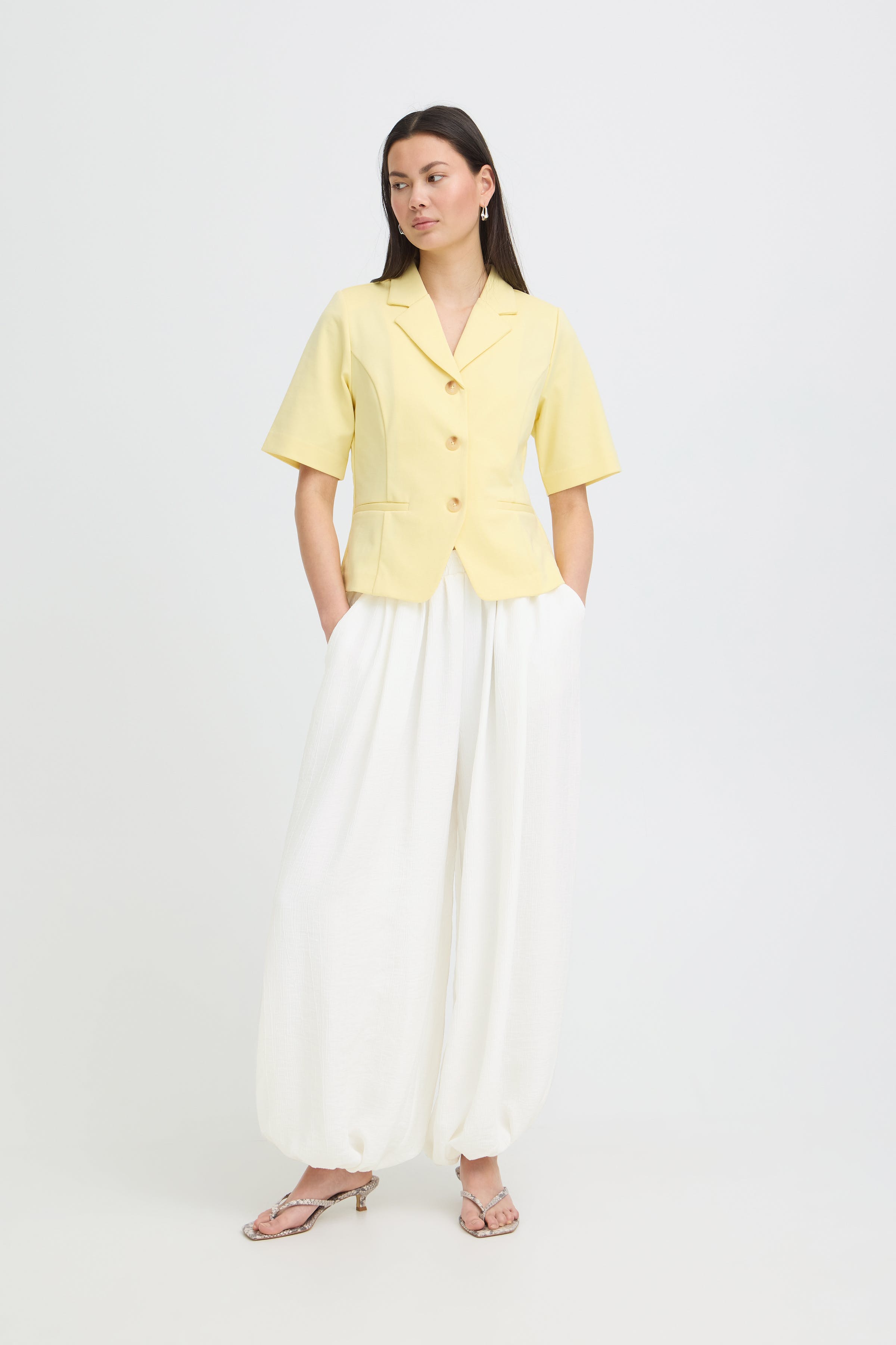 IHBALLOON Hose LOOKBOOK FRONT 20126506-114201