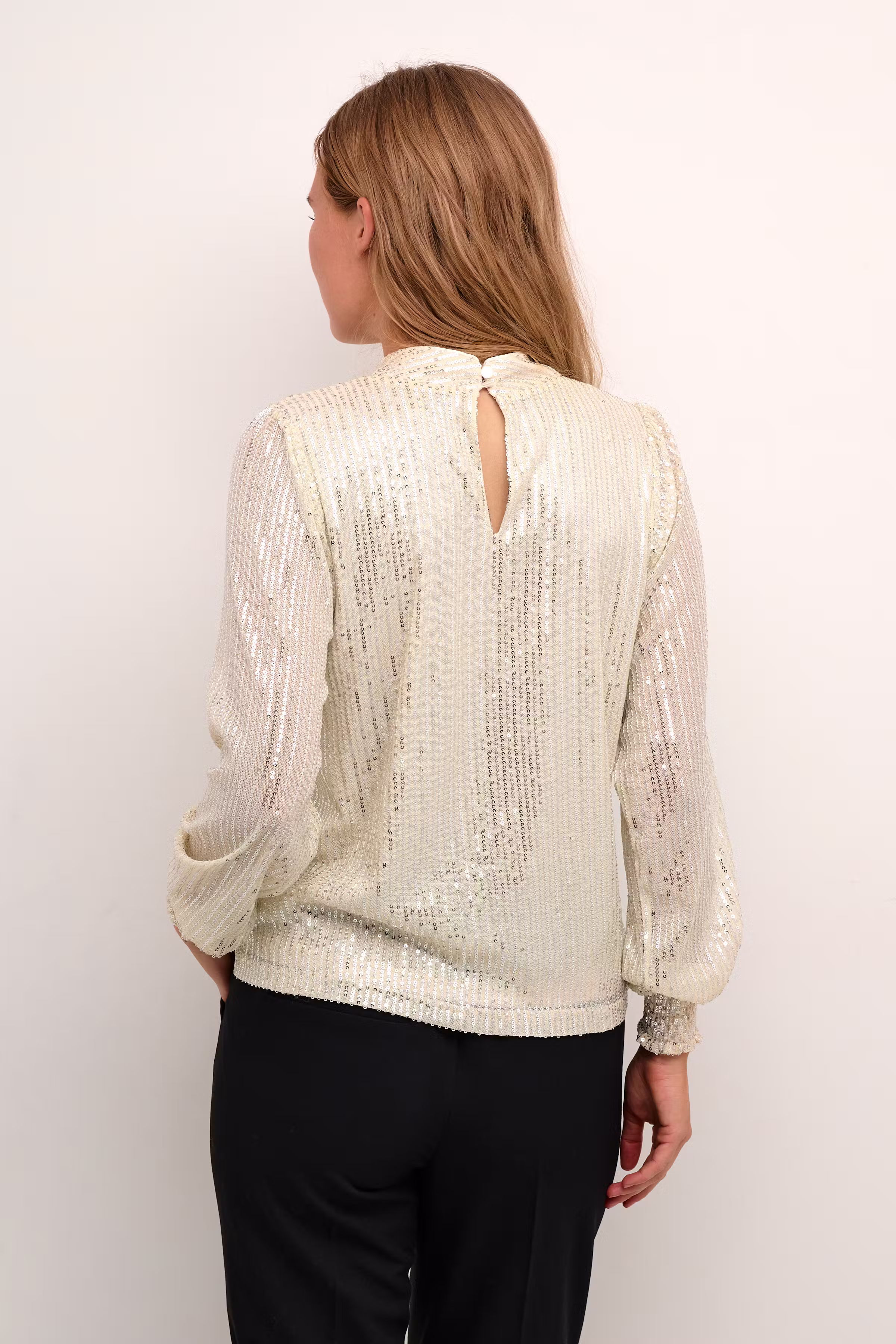 KAbolette Sequin blouse LOOKBOOK BACK 10508000-103588