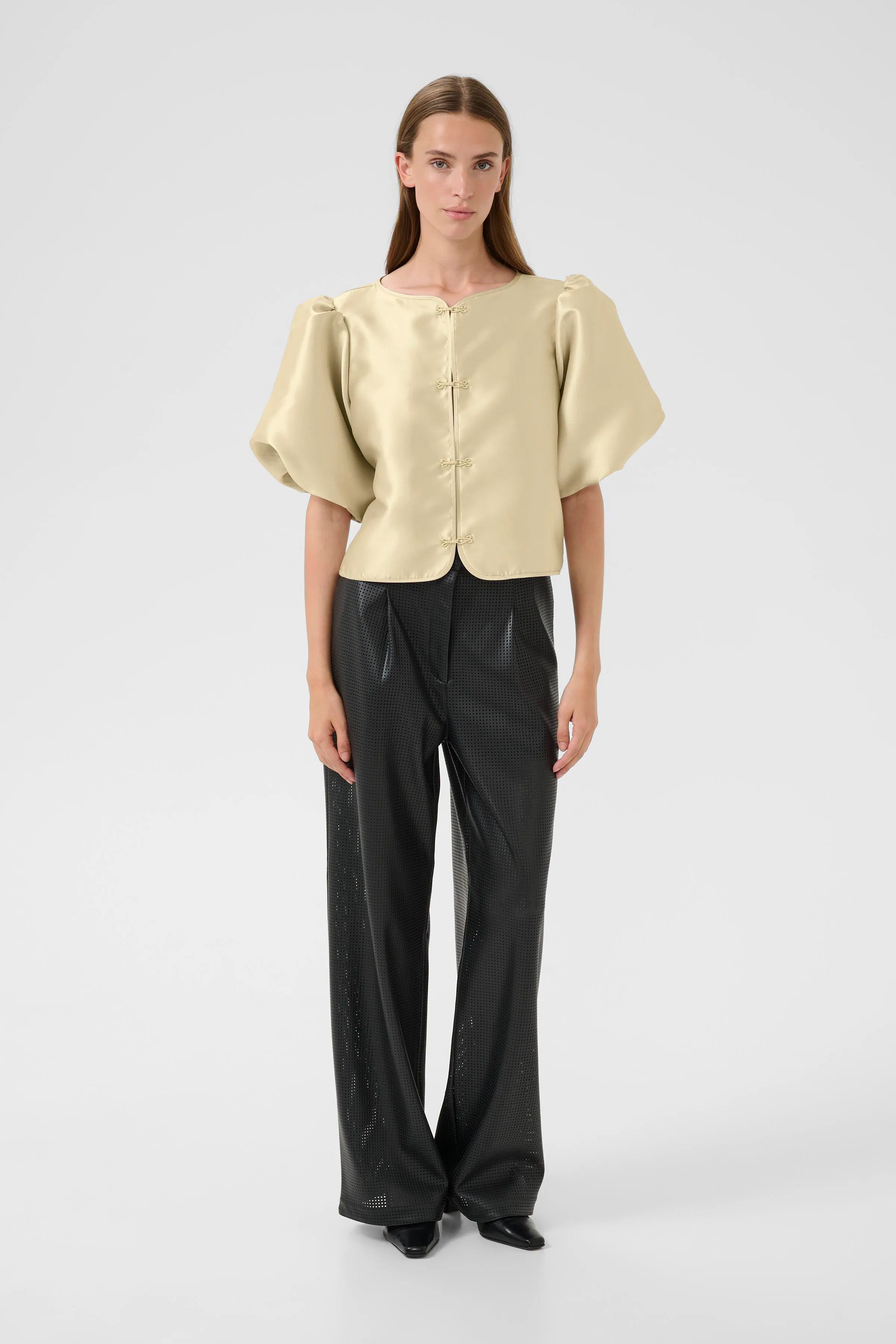KBCampbell Bluse LOOKBOOK FRONT 10105702-130401