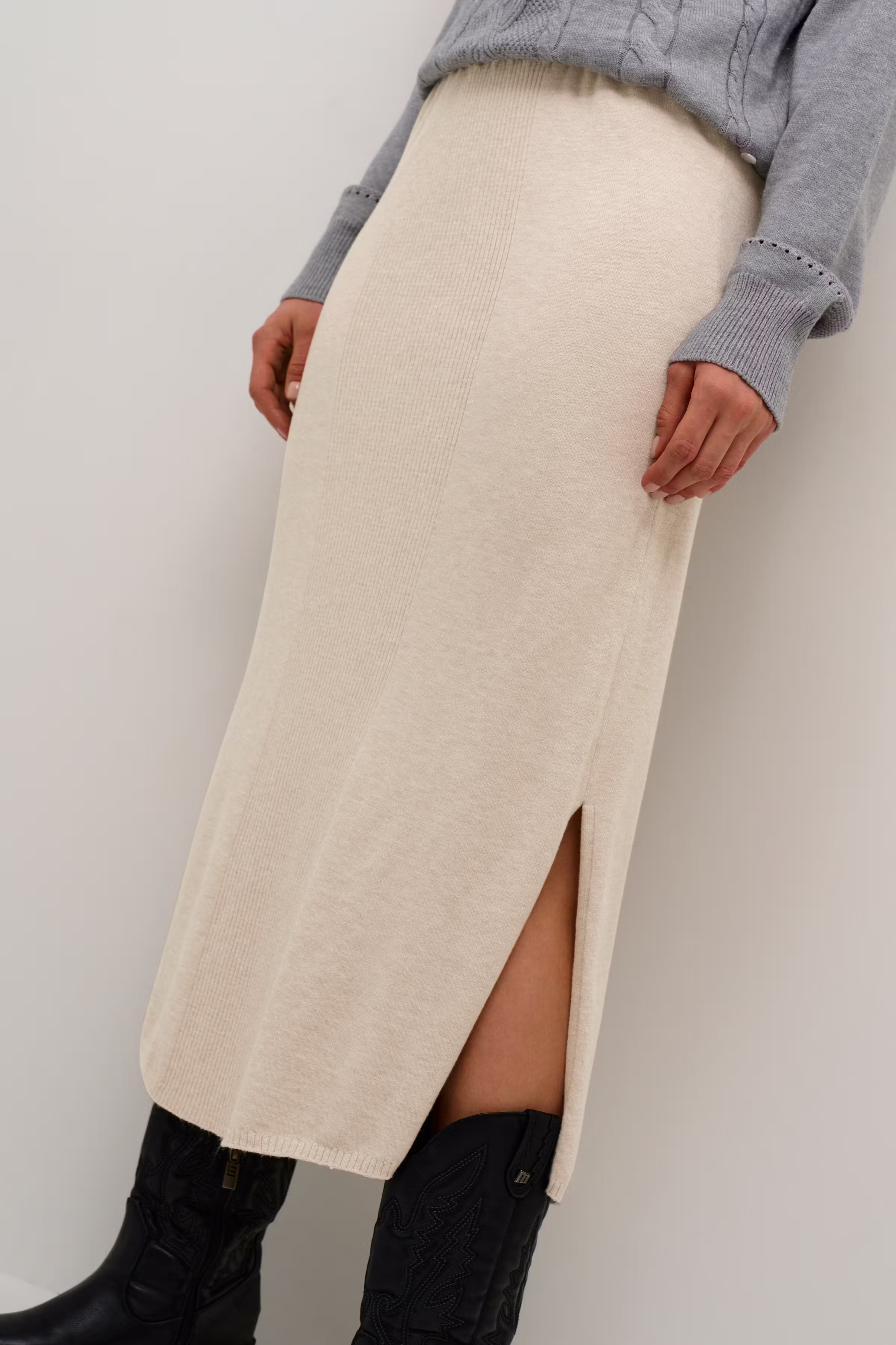 CRDela Jupe LOOKBOOK DETAIL 10612835-100232