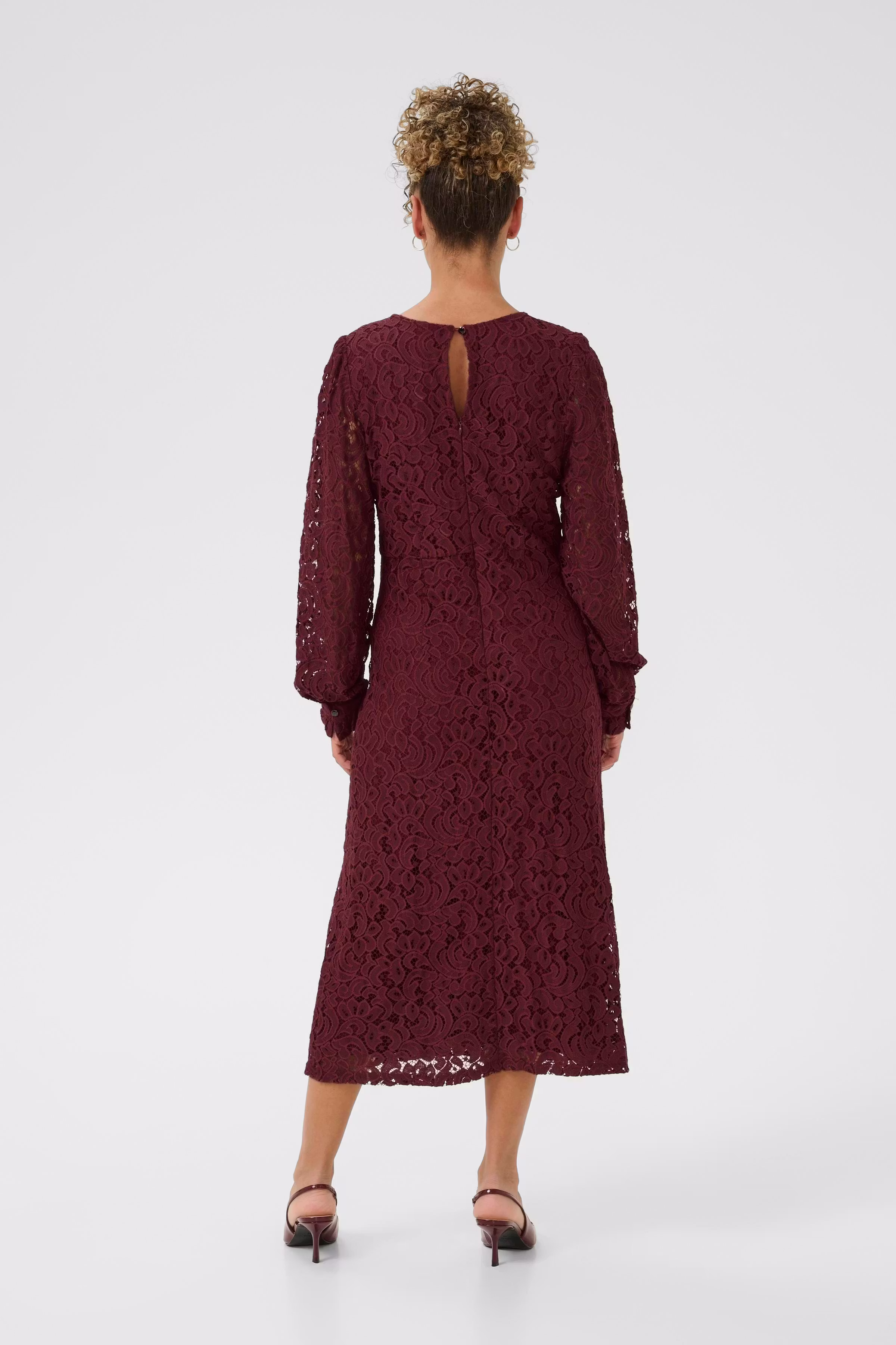 CRThit Kleid LOOKBOOK BACK 10614412-191522