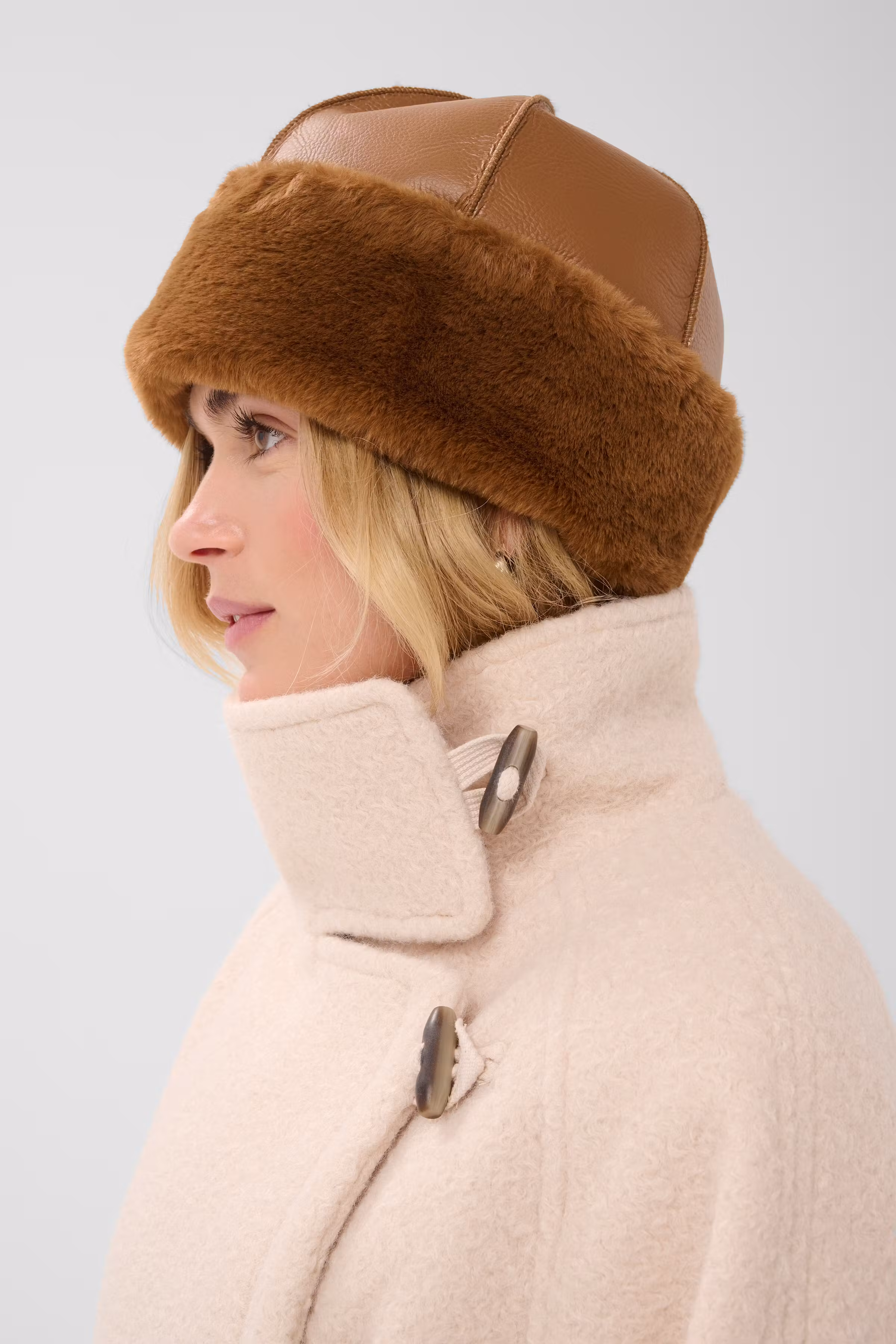 SibillaSZ Hatt LOOKBOOK DETAIL 30515343-181027