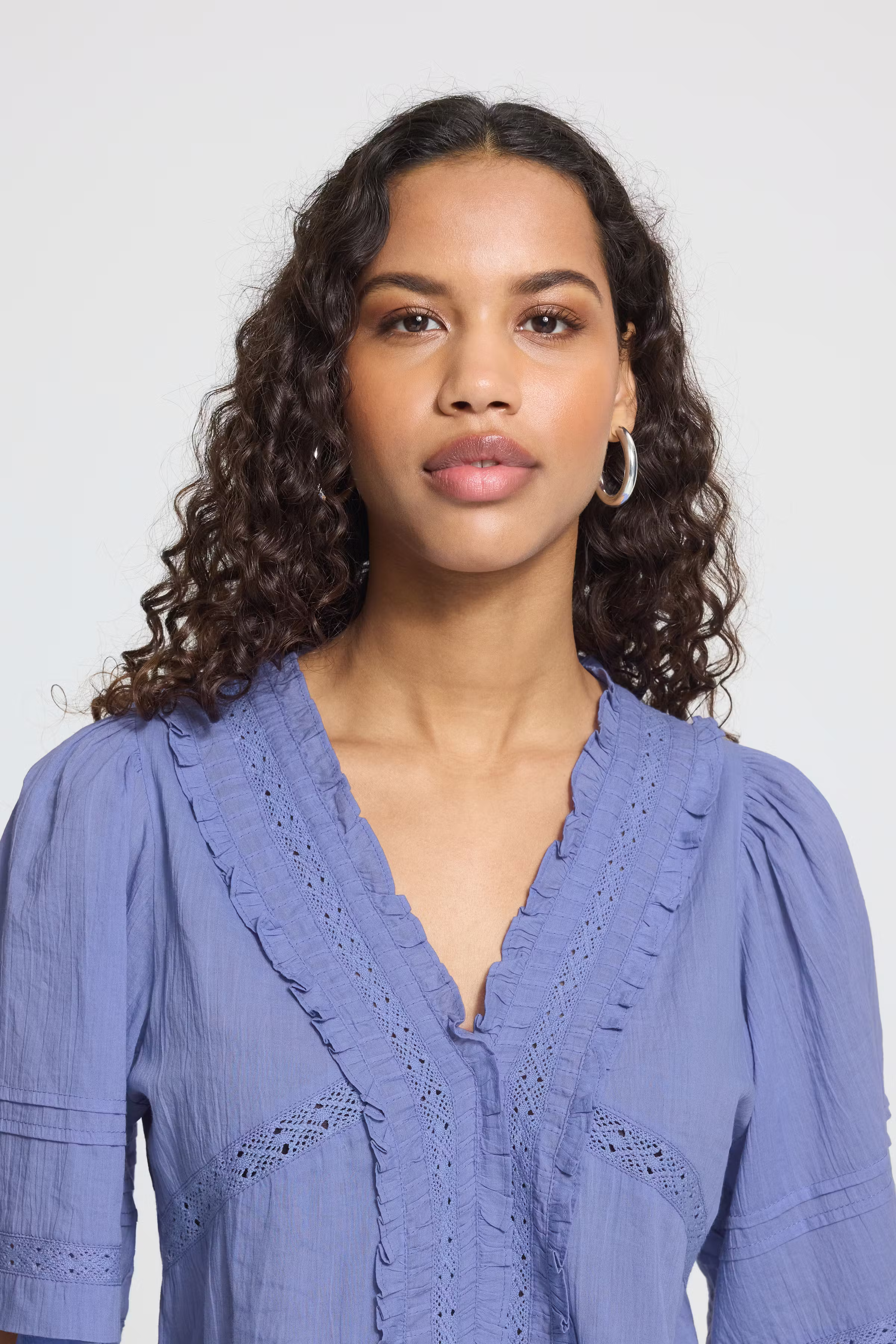 IHVOILANA Bluse LOOKBOOK DETAIL 20126704-183935