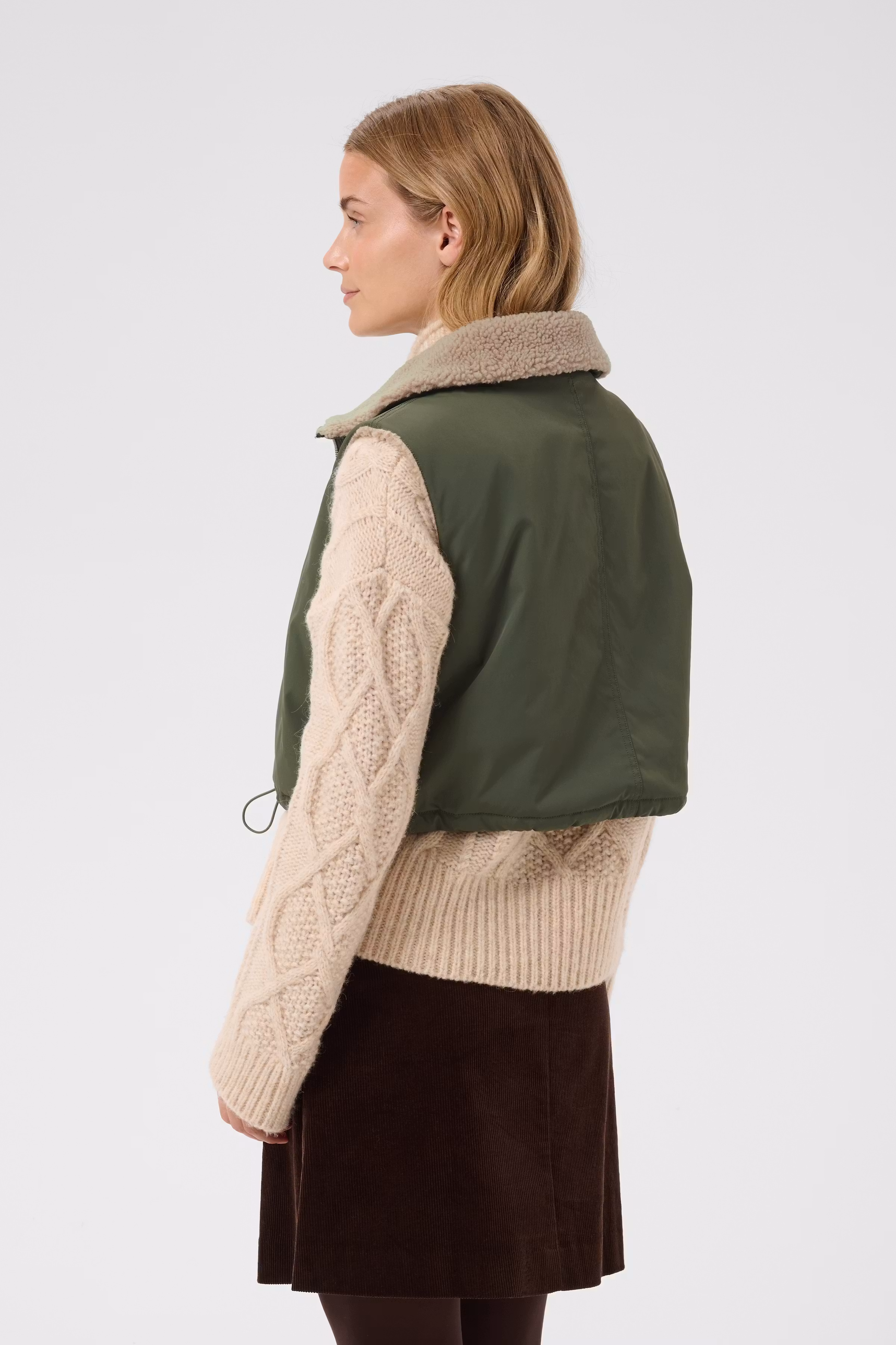 CathlinPW Warm waistcoat LOOKBOOK BACK 30310745-190312