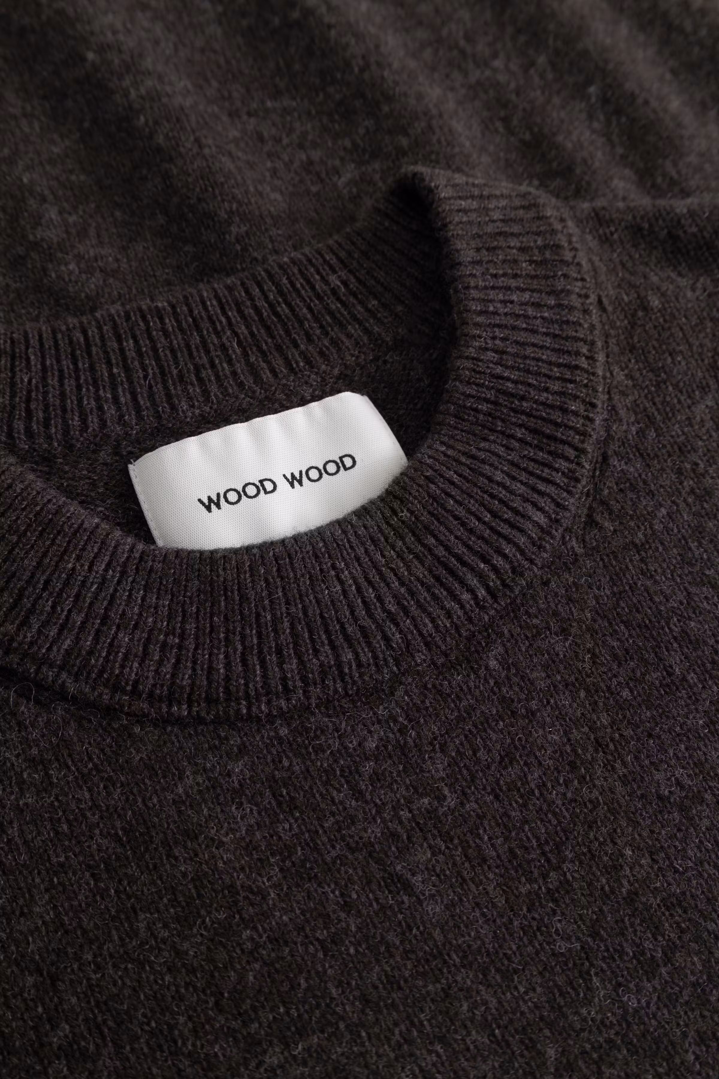 WWlogo Pullover PACK DETAIL 30252198-190840