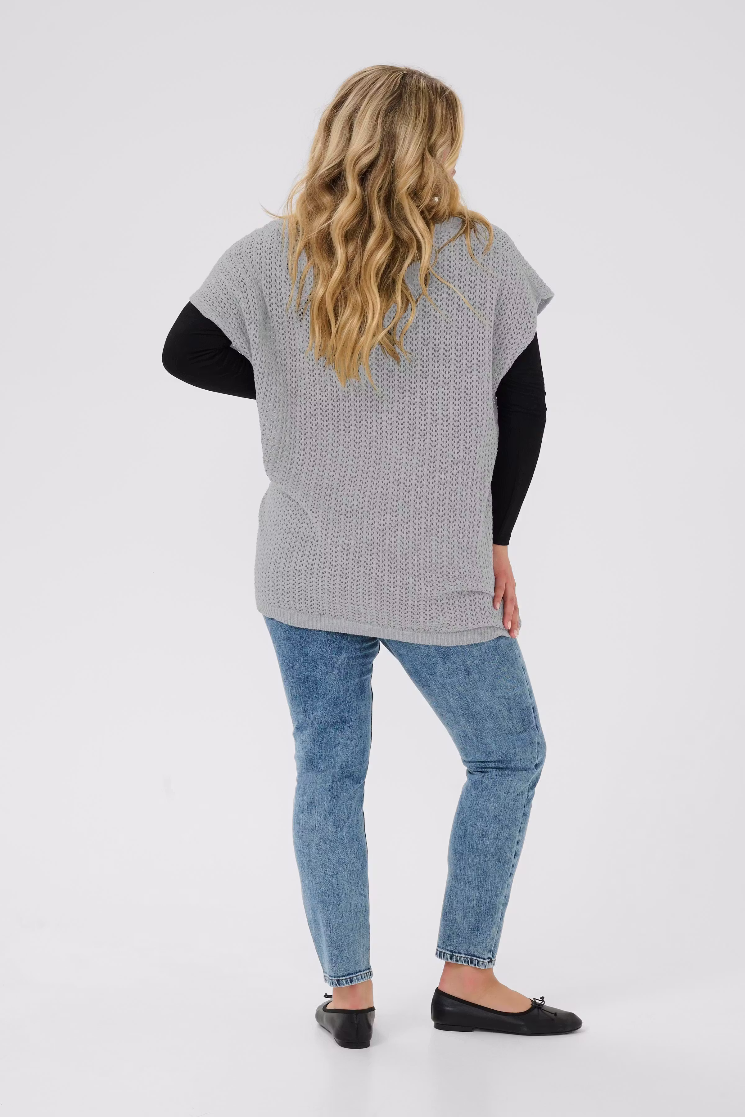 KCrosa Poncho LOOKBOOK BACK 10583585-100123