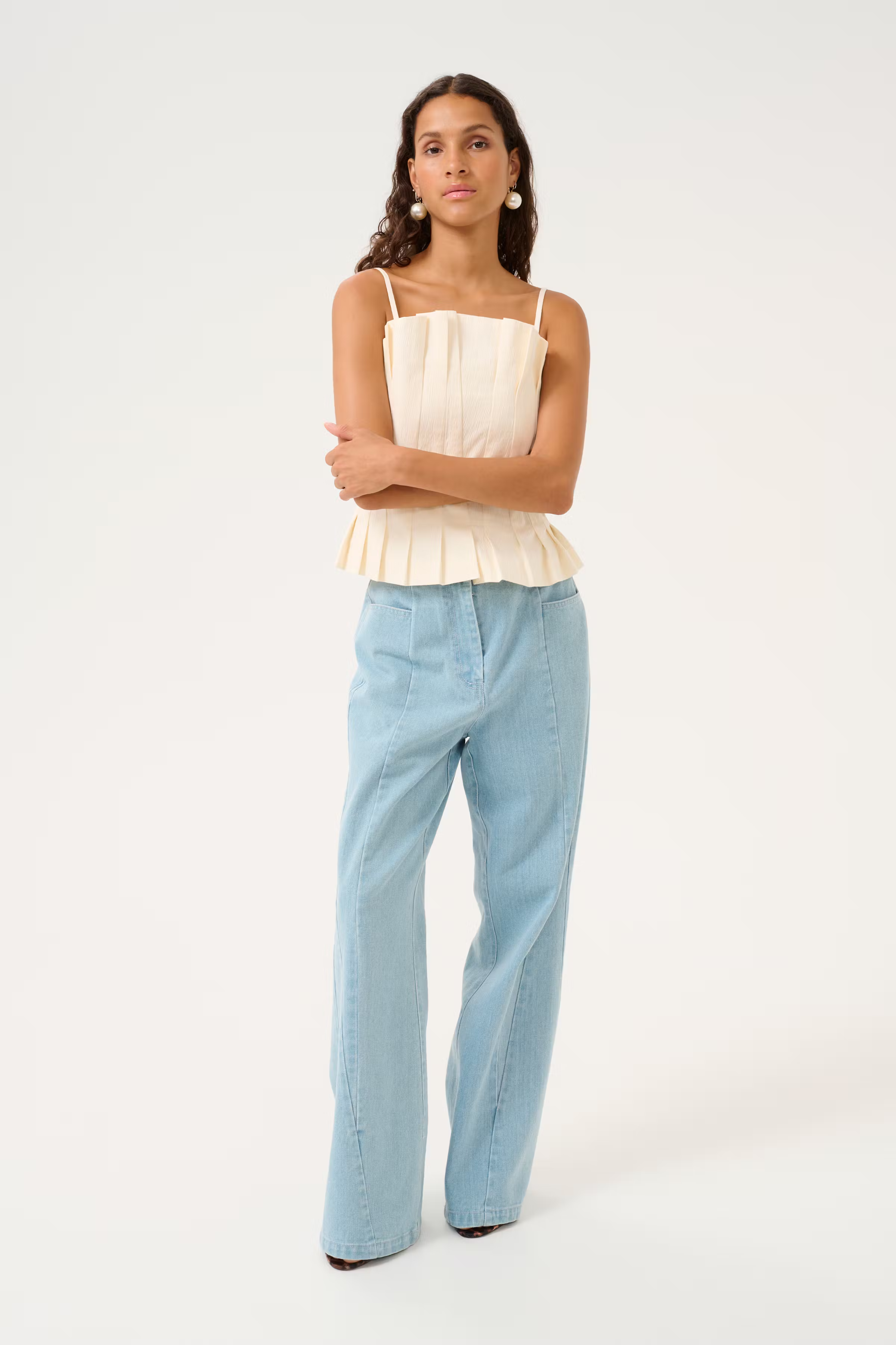 KBVilje Top LOOKBOOK FRONT 10105492-110103