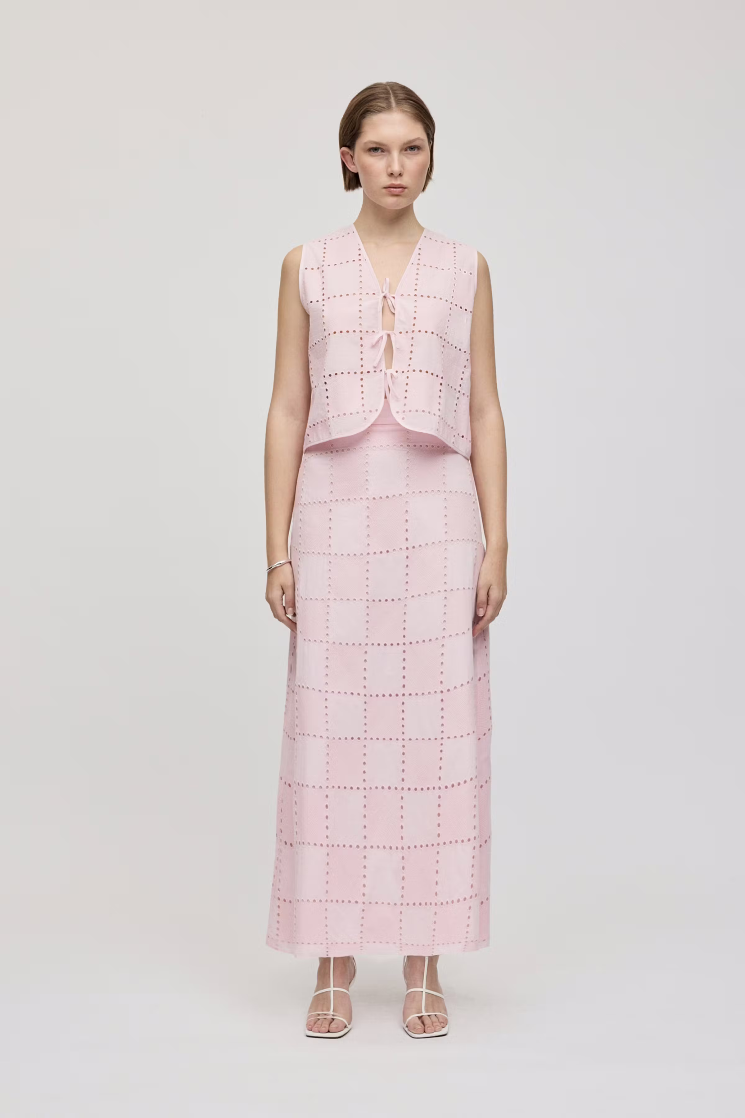 SAMANTHA Rock LOOKBOOK FRONT 30600529-PI636