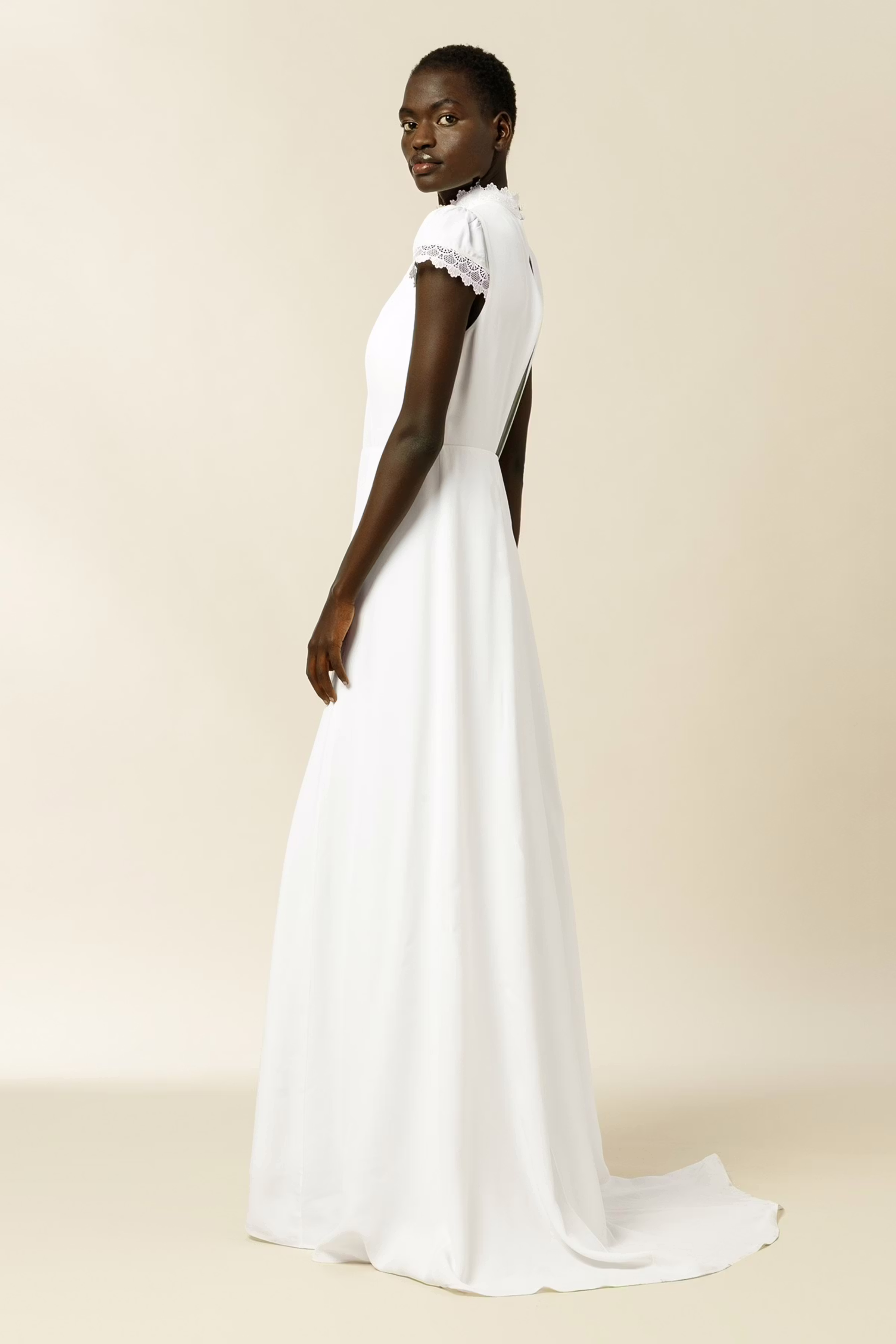 Malea Dress LOOKBOOK FRONT 30600255-WH010