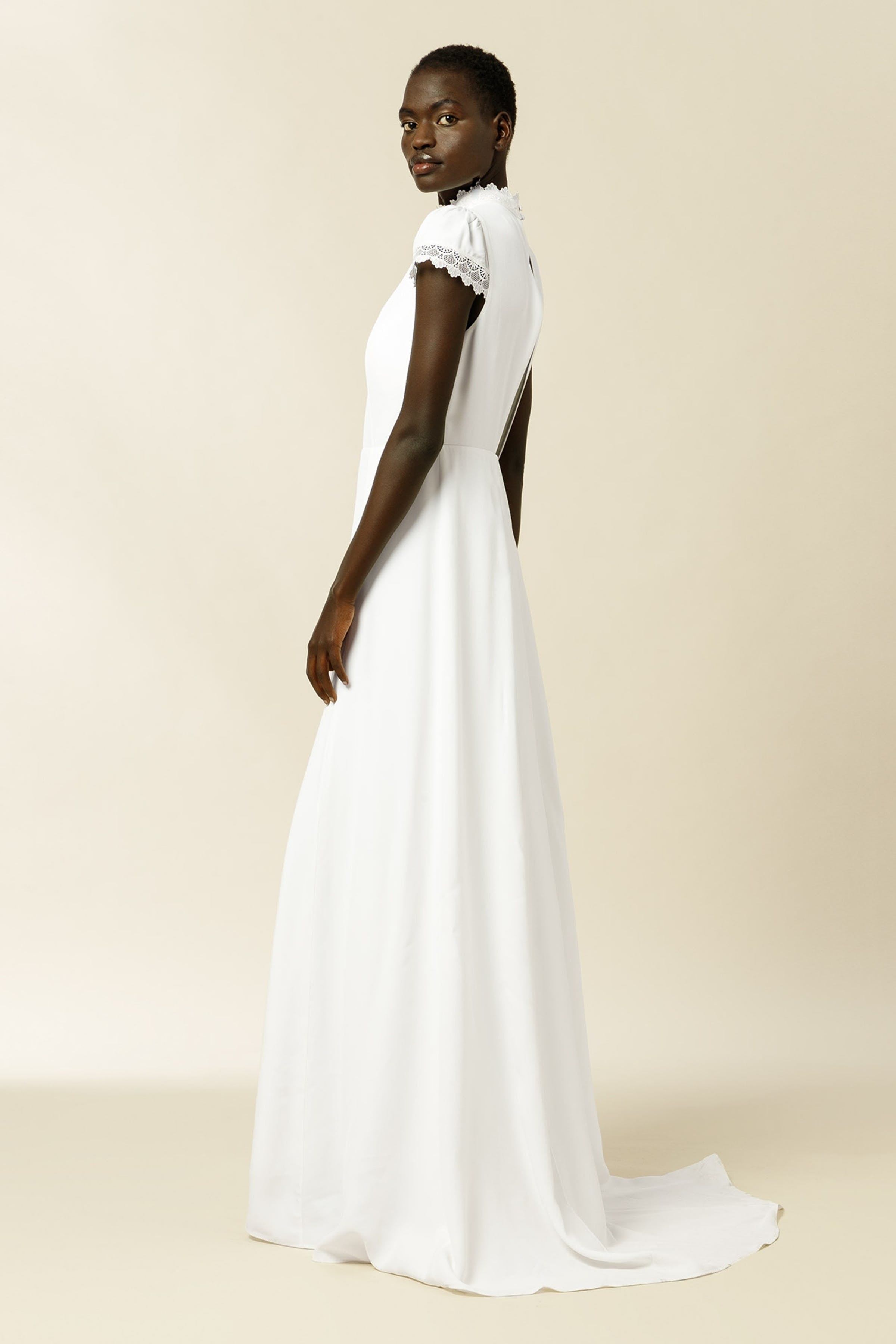 Malea Kleid LOOKBOOK FRONT 30600255-WH010