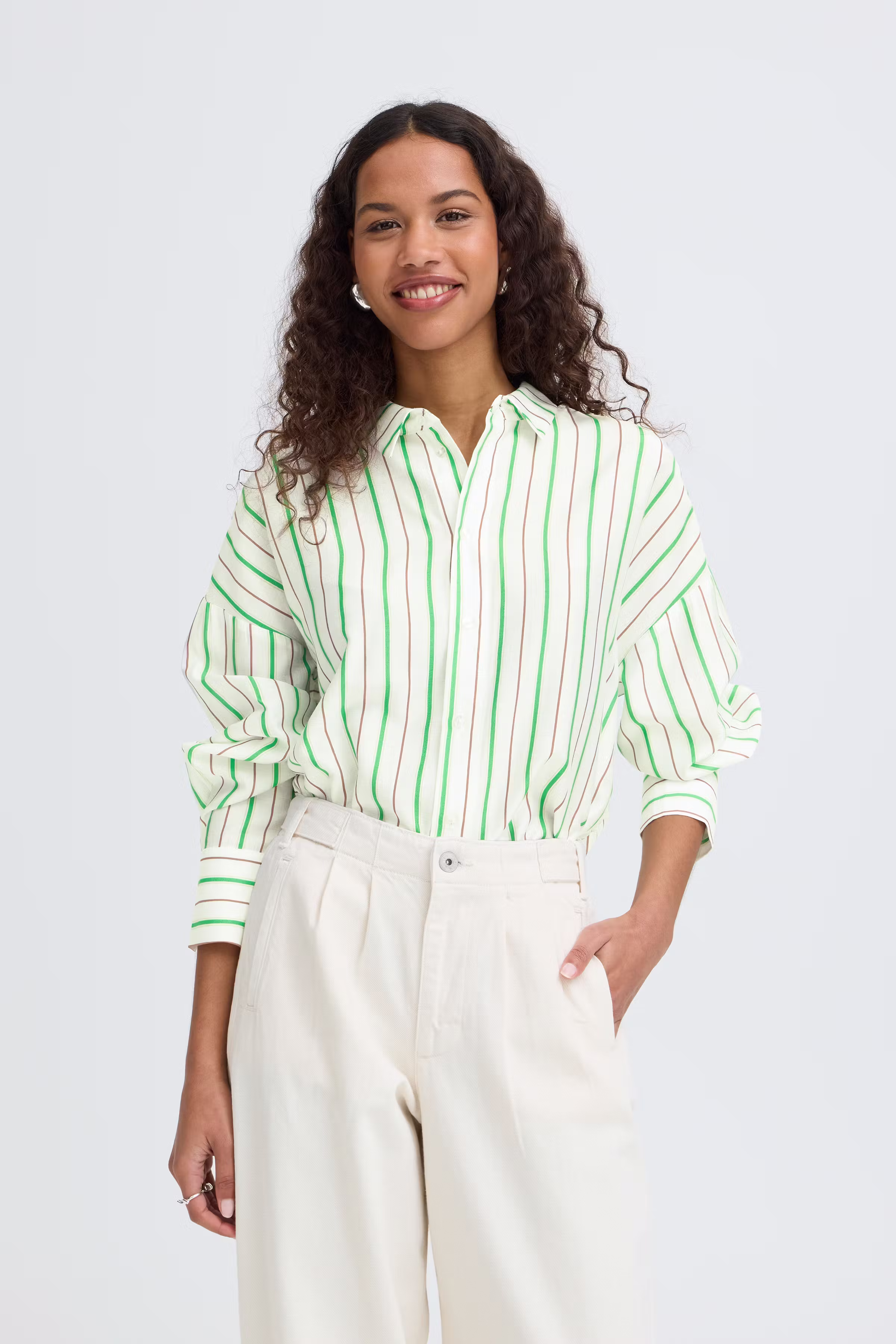 IHKATYA Hemd LOOKBOOK FRONT 20125504-900005384