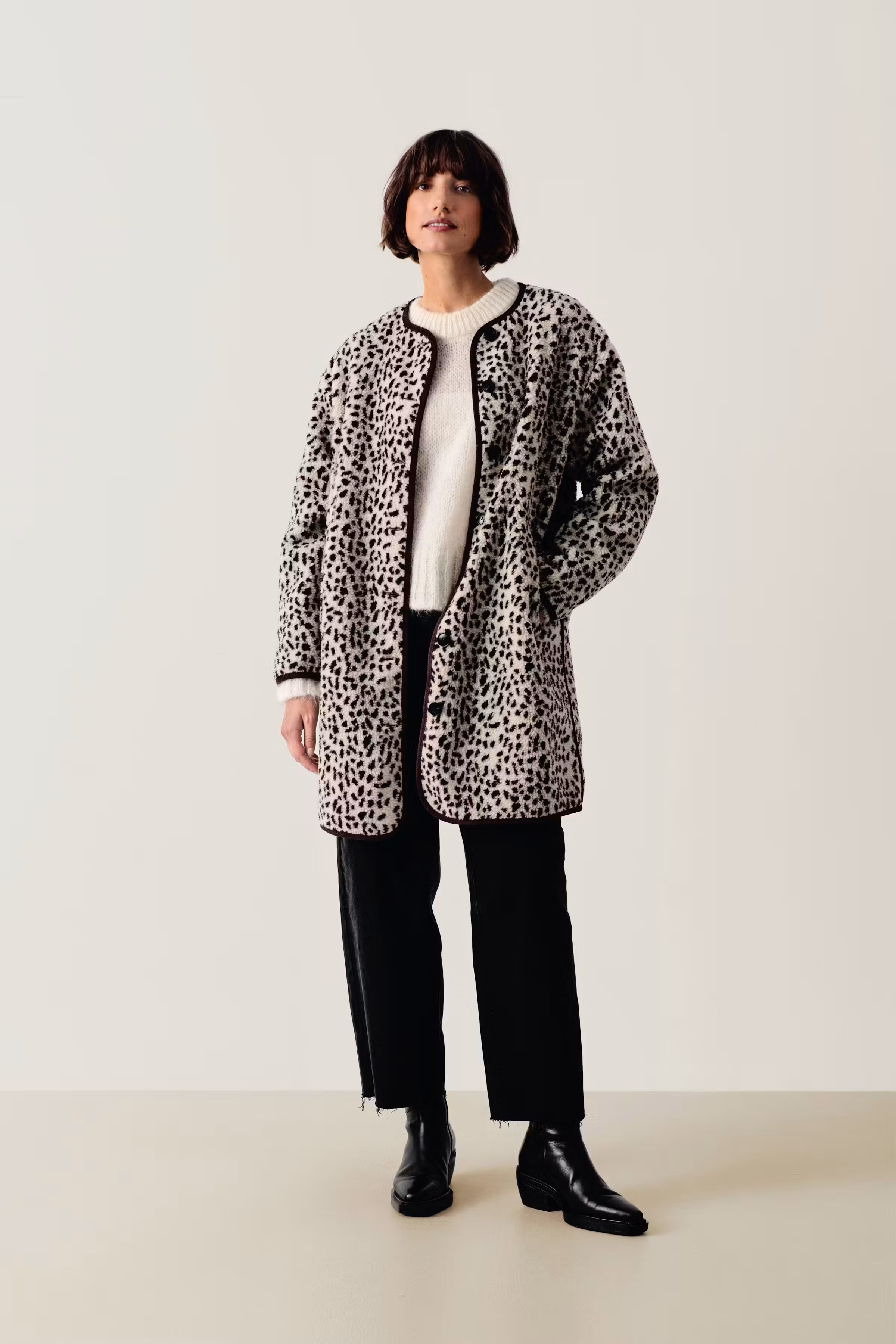 CatyaPW Kåpe LOOKBOOK FRONT 30310631-305034