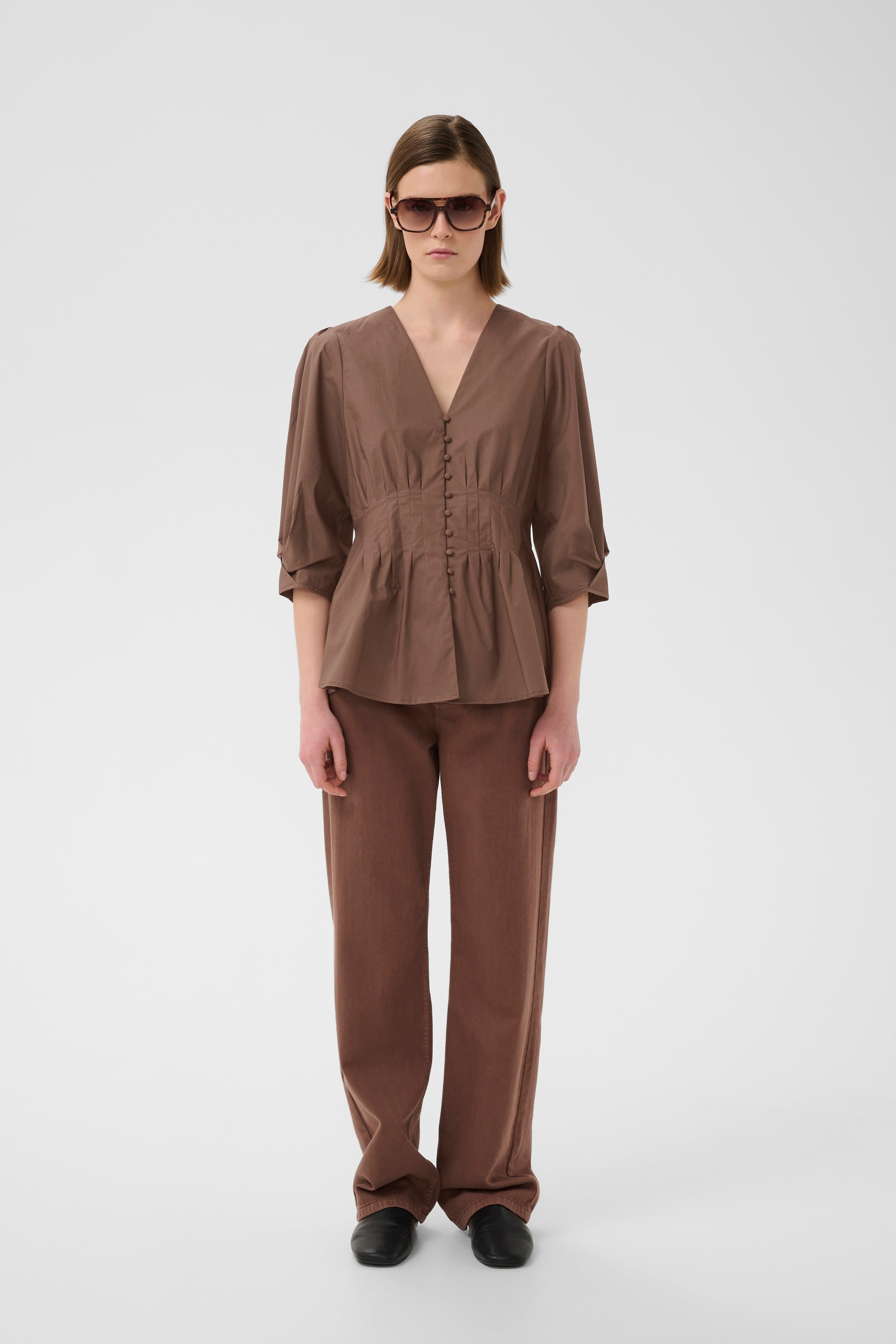 HAZEIW Top LOOKBOOK FRONT 30112710-181307