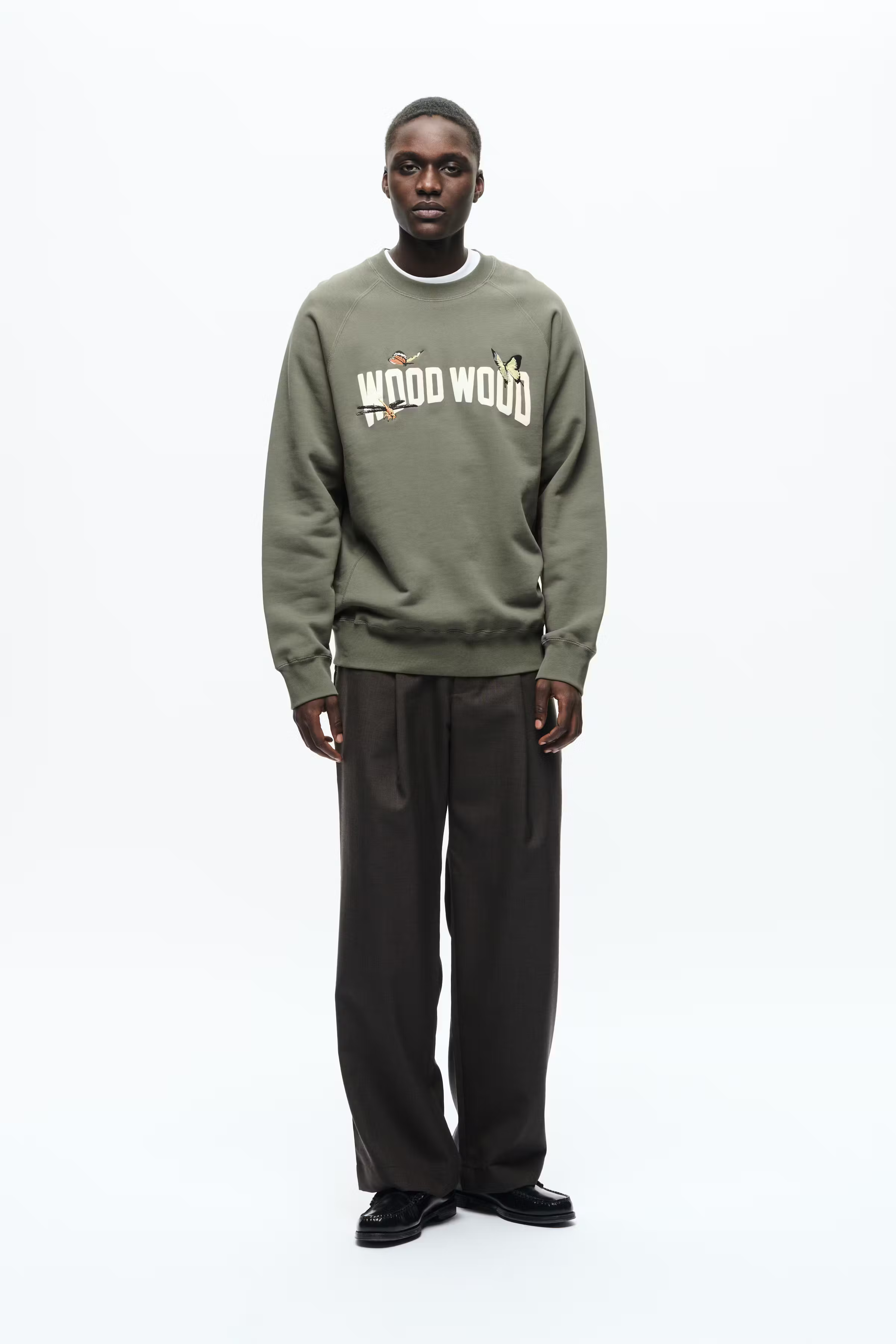 WWHester Sweatshirt LOOKBOOK FRONT 30251428-180515