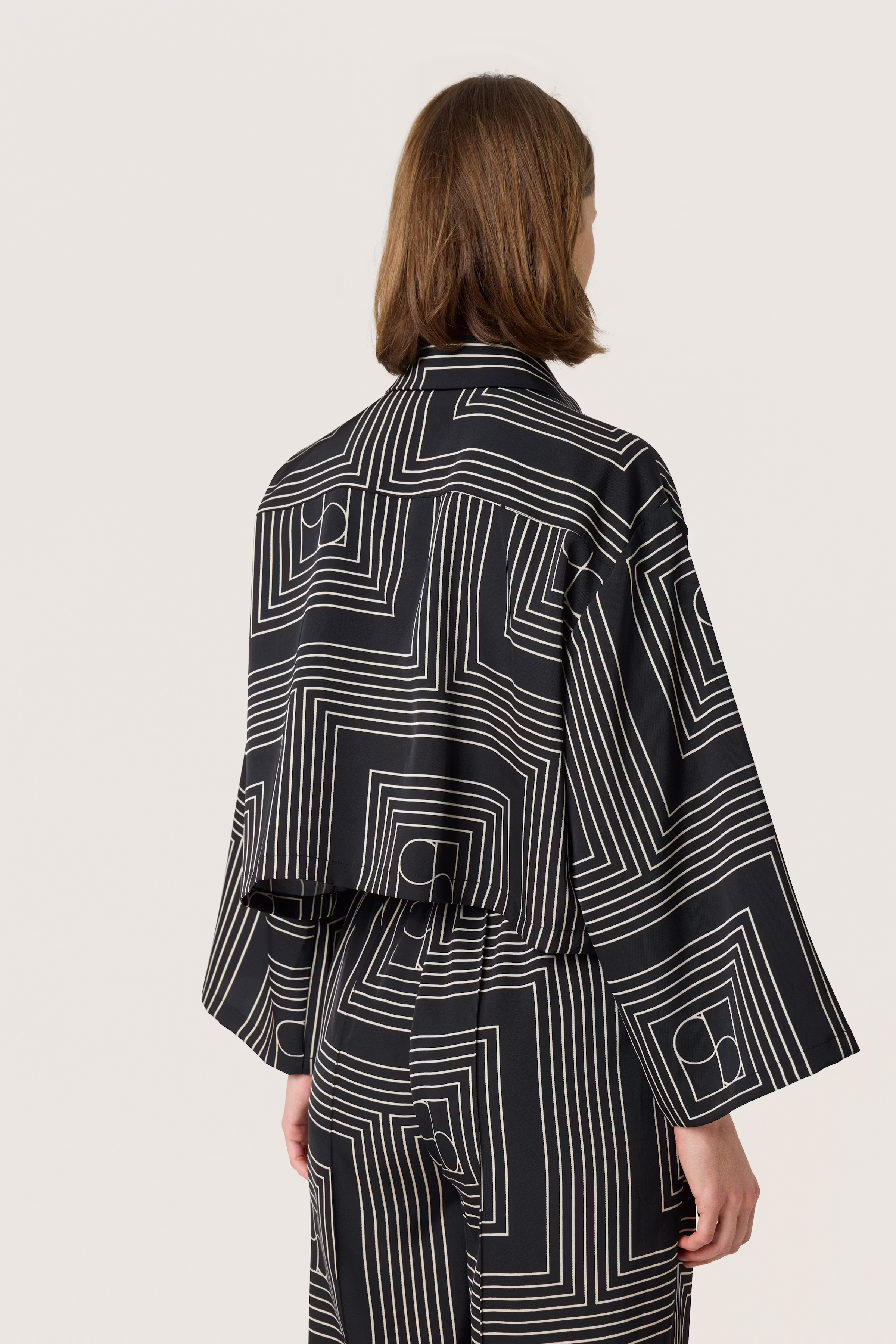 SLTopaz Skjorte LOOKBOOK BACK 30408446-303940