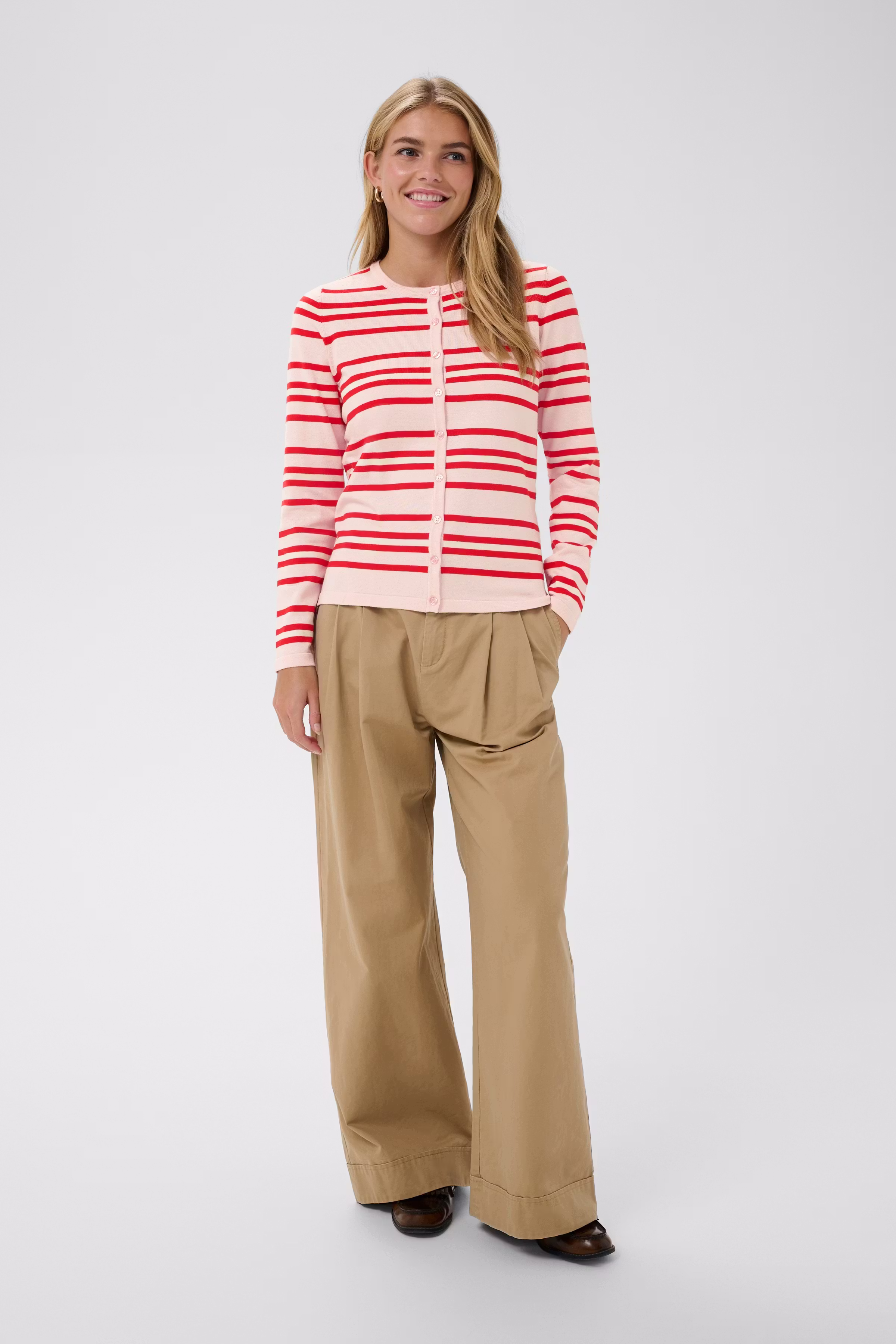 PilaSZ Cardigan LOOKBOOK FRONT 30514995-304757