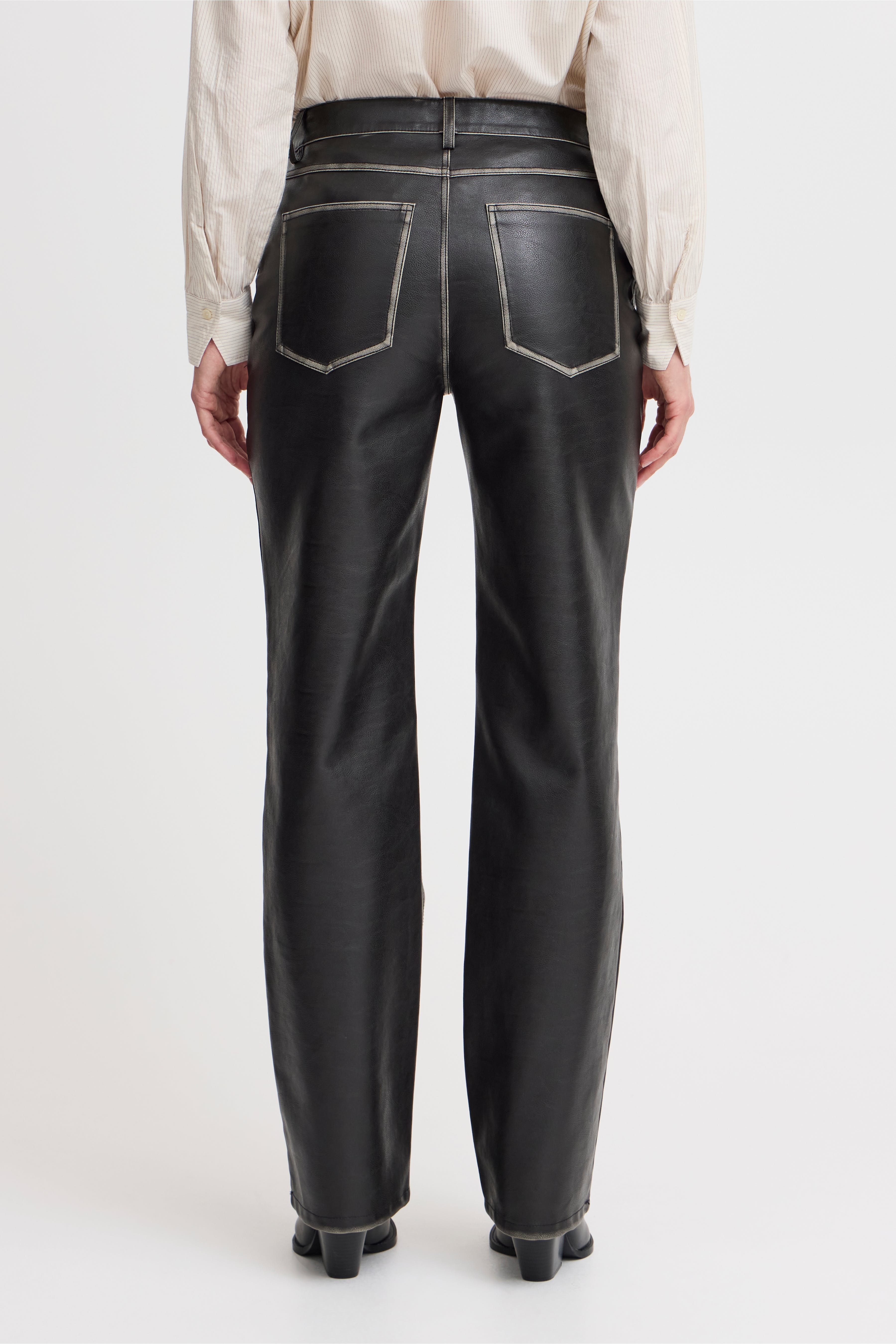 BYCASHA Hose LOOKBOOK BACK 20815175-203363