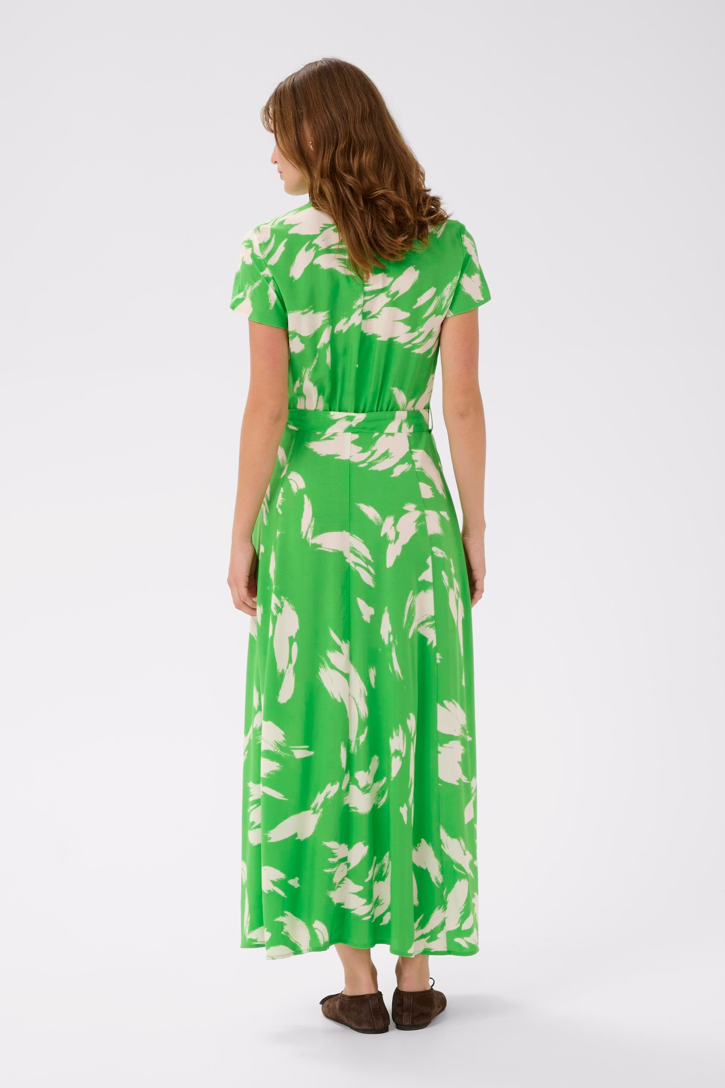 SLArjana Kleid LOOKBOOK BACK 30404807-304704