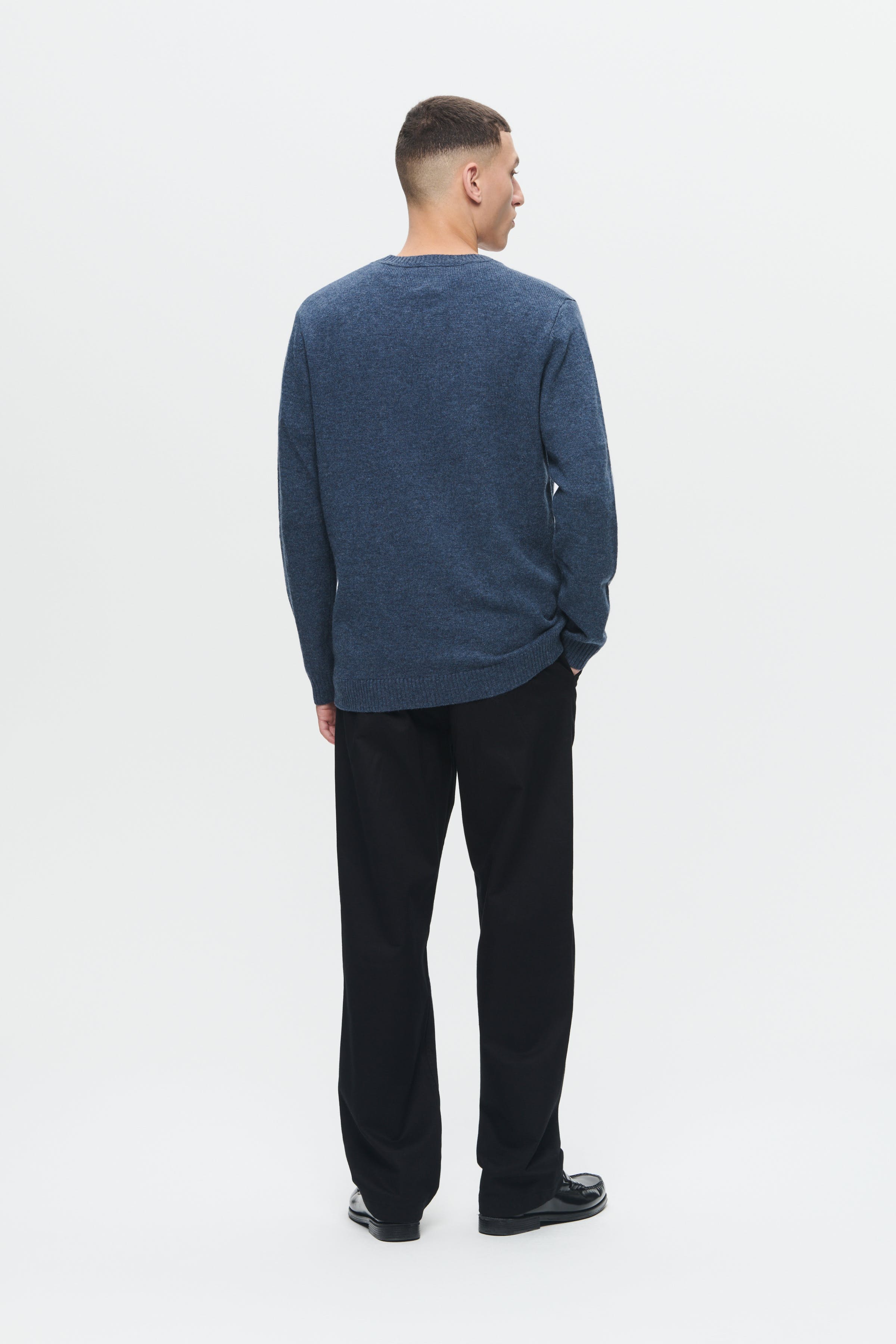 WWTay Lambswool Pullover LOOKBOOK BACK 30251382-194009