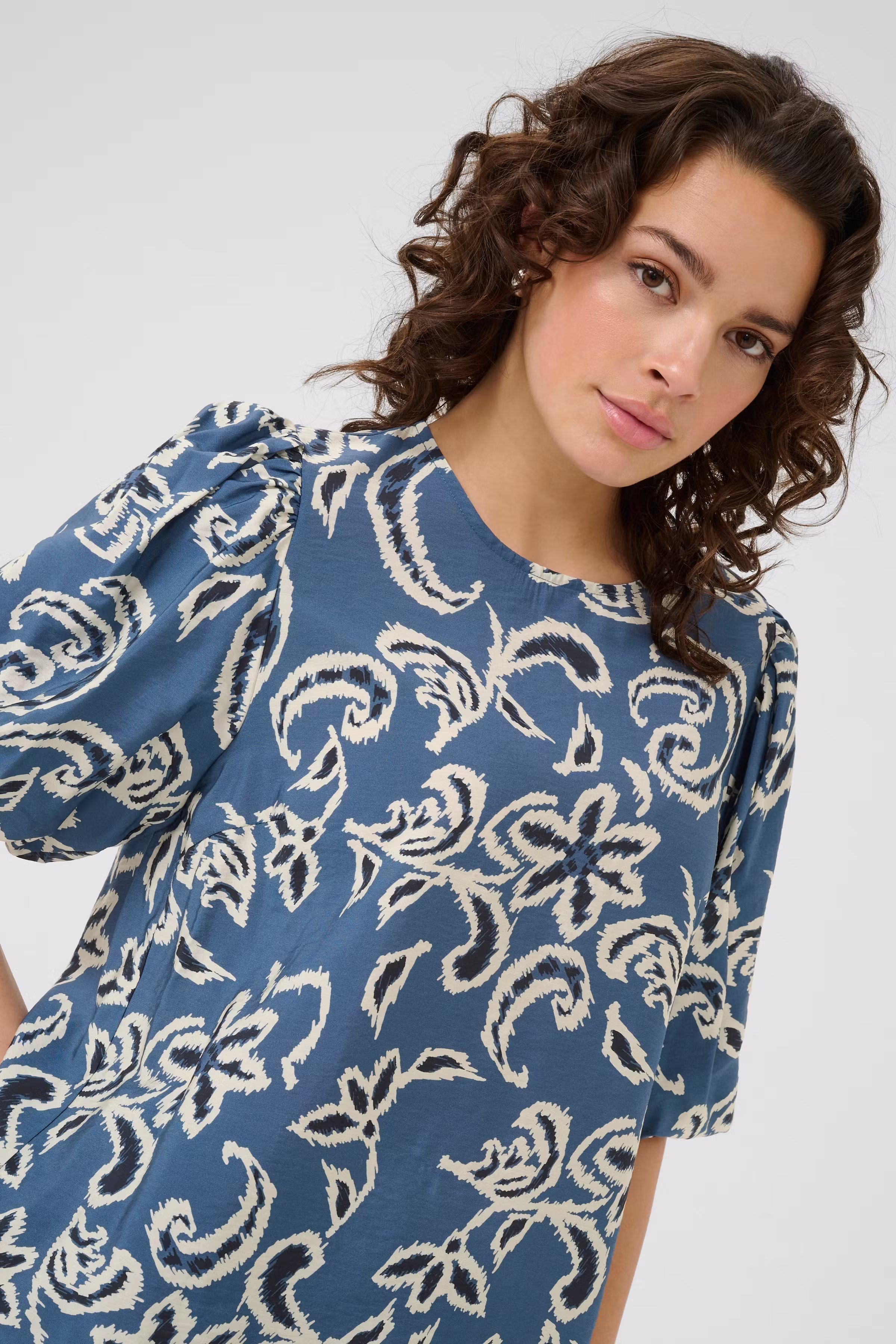 KAdahlia Blouse LOOKBOOK DETAIL 10510569-108221