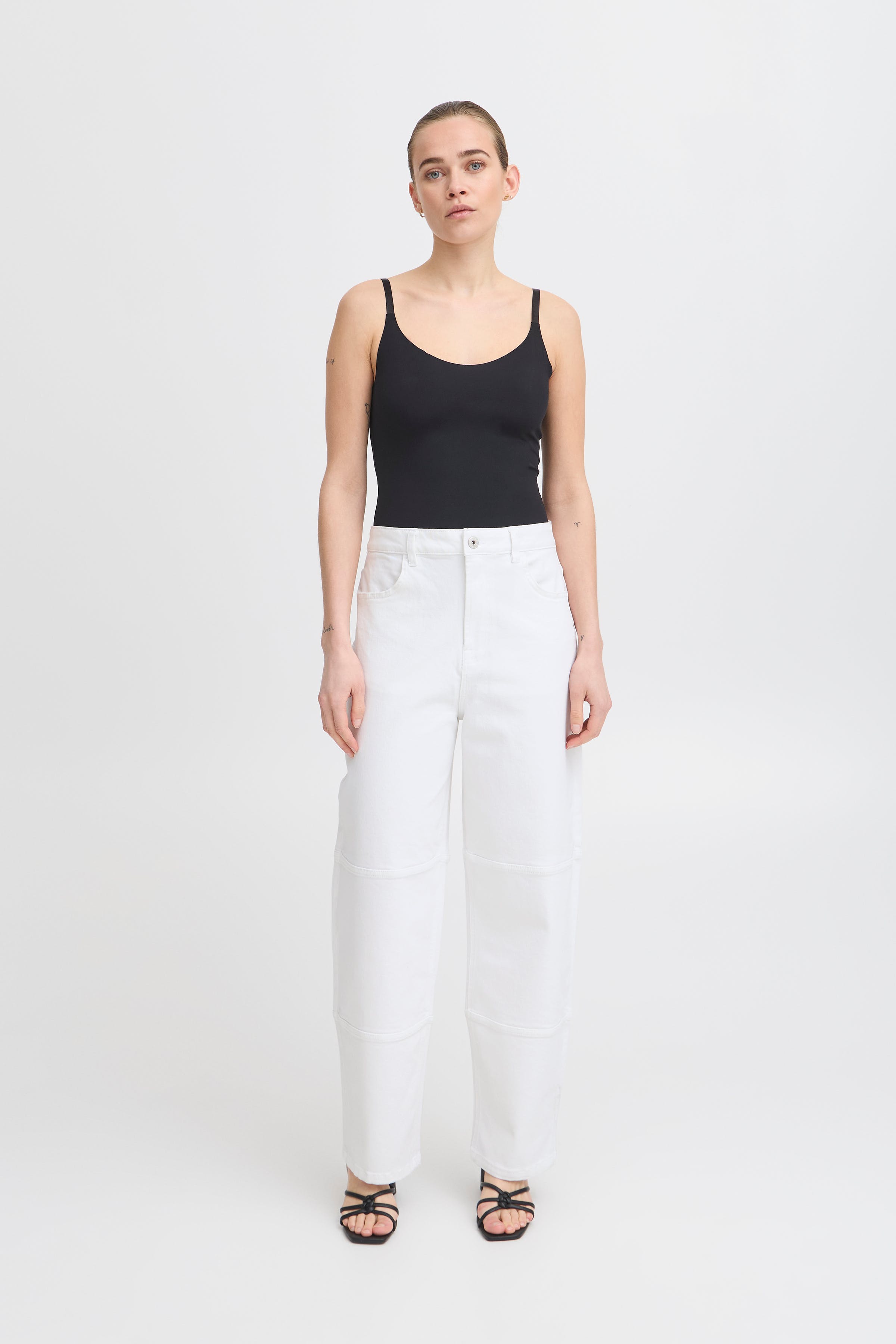 IHZIGGY Barrel Jeans LOOKBOOK FRONT 20122742-114800