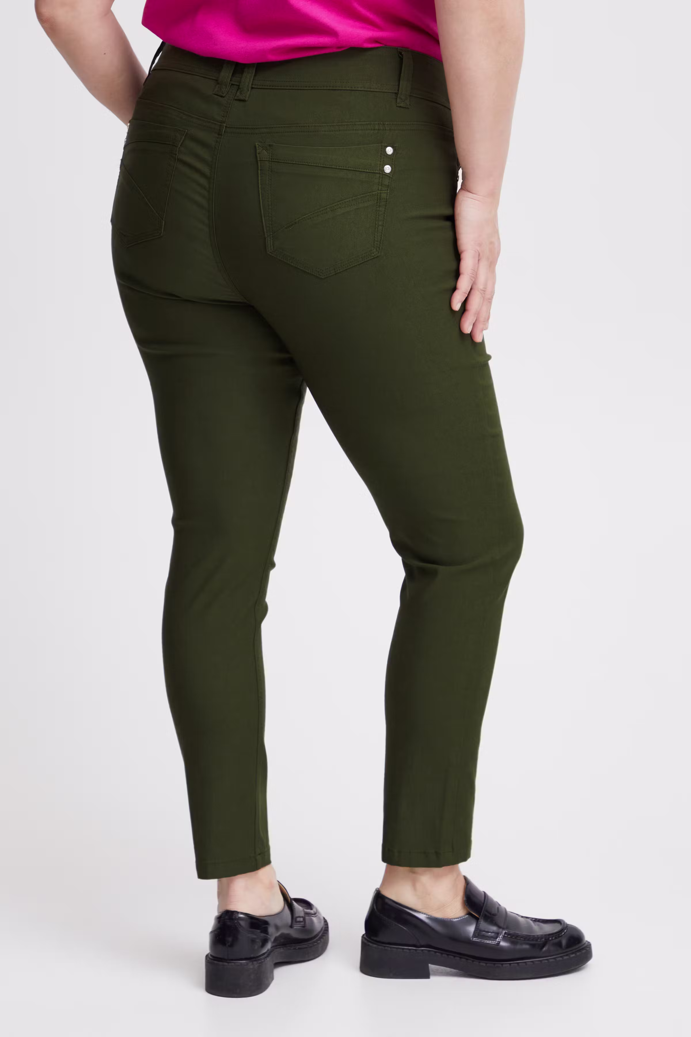 FPZALIN Trousers LOOKBOOK BACK 20611112-190419