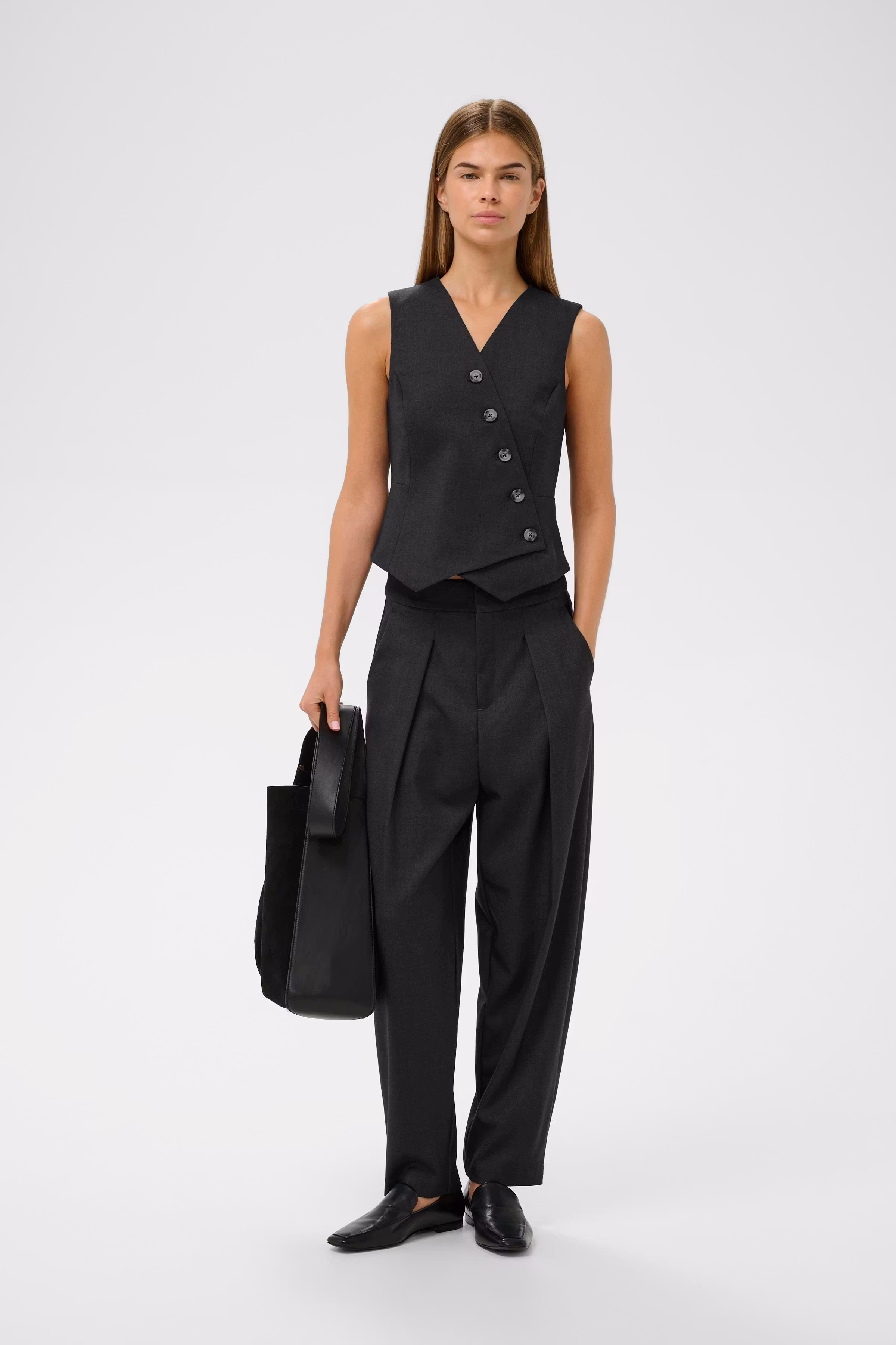 YuktaIW Broek LOOKBOOK FRONT 30111165-301744