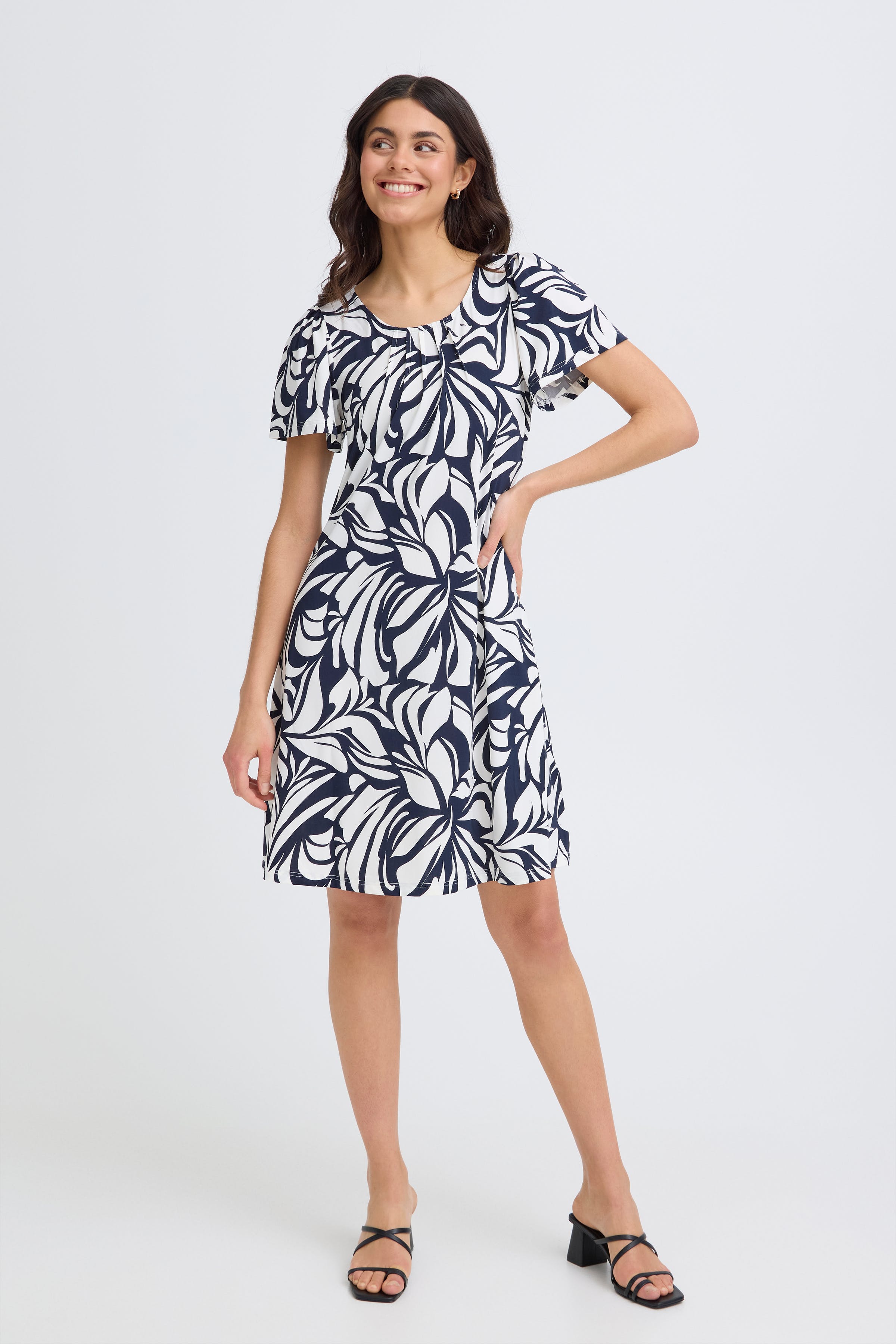 FRSEEN Klänning LOOKBOOK FRONT 20612137-900010587