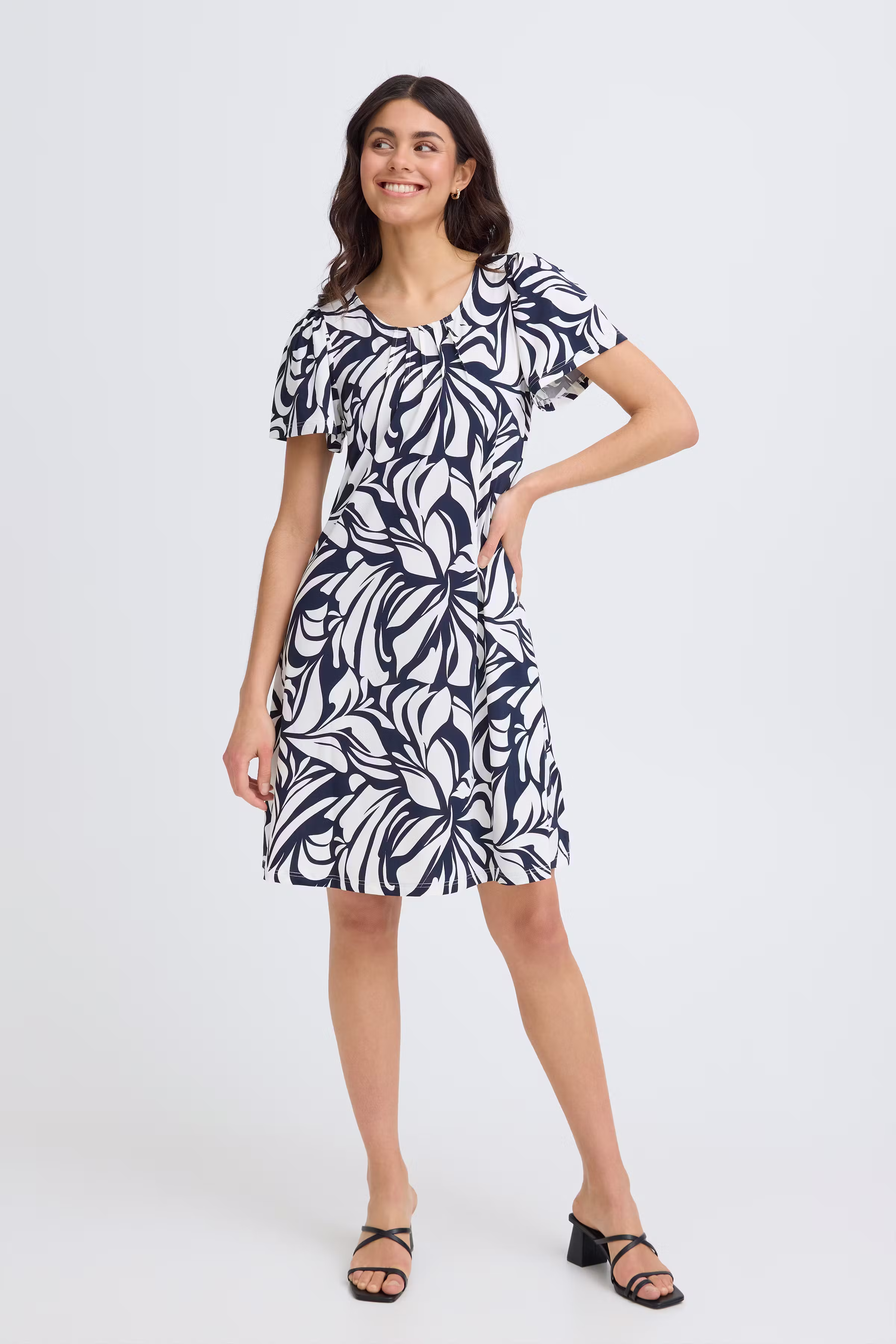 FRSEEN Kjole LOOKBOOK FRONT 20612137-900010587
