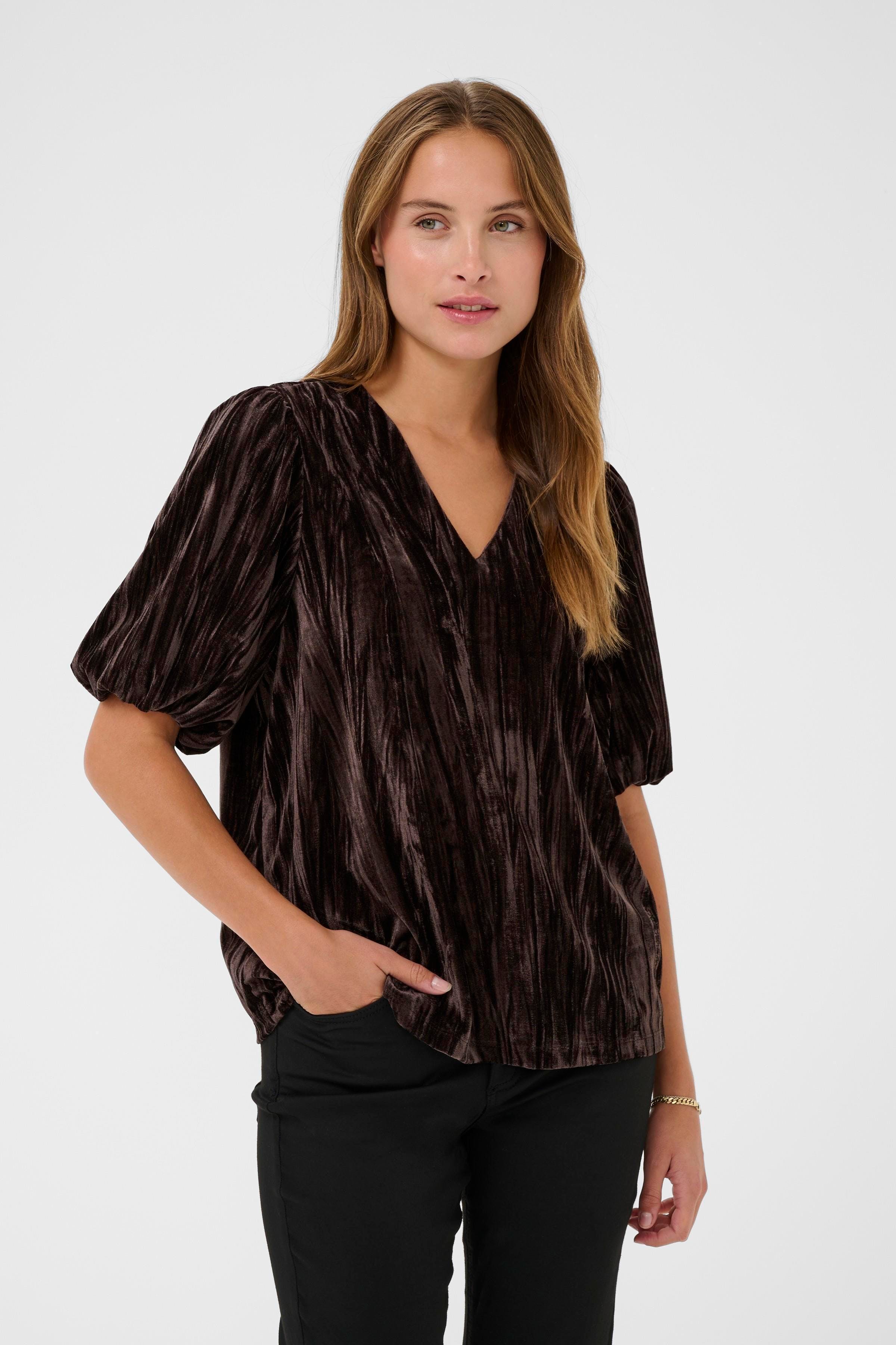 KAelva Bluse LOOKBOOK FRONT 10510979-191111