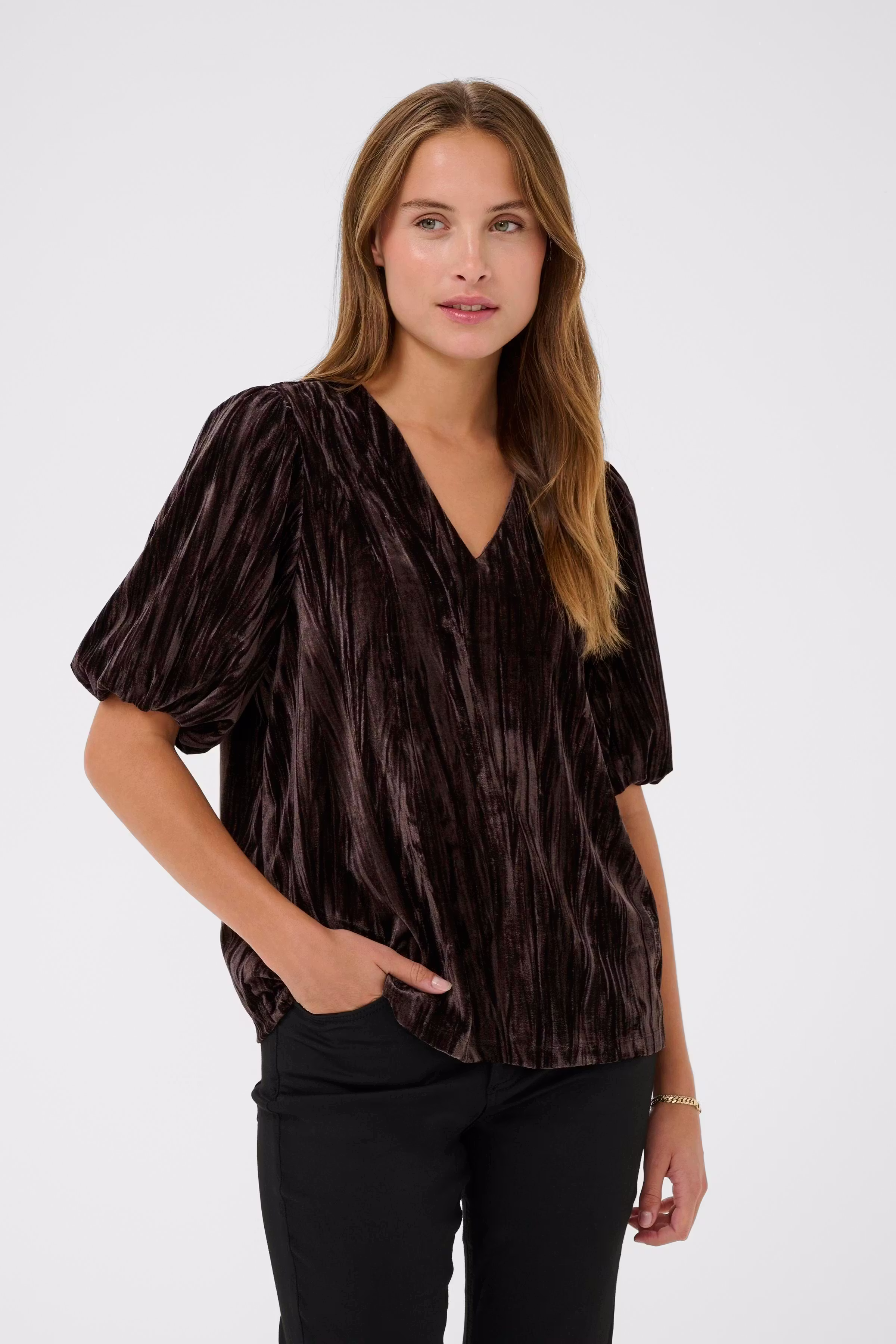 KAelva Bluse LOOKBOOK FRONT 10510979-191111