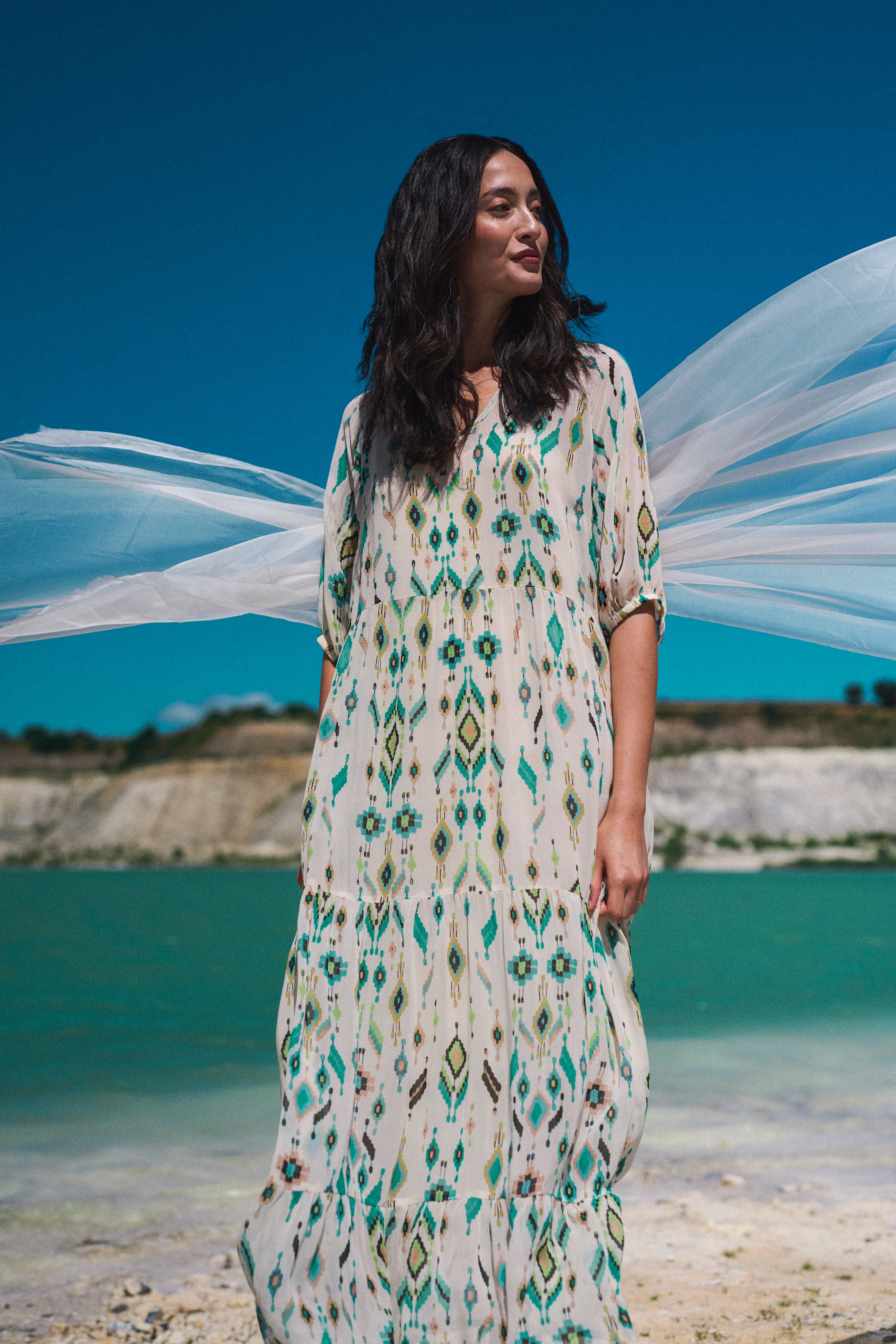 CREsra Kleid LOCATION NONE 10611116-104124