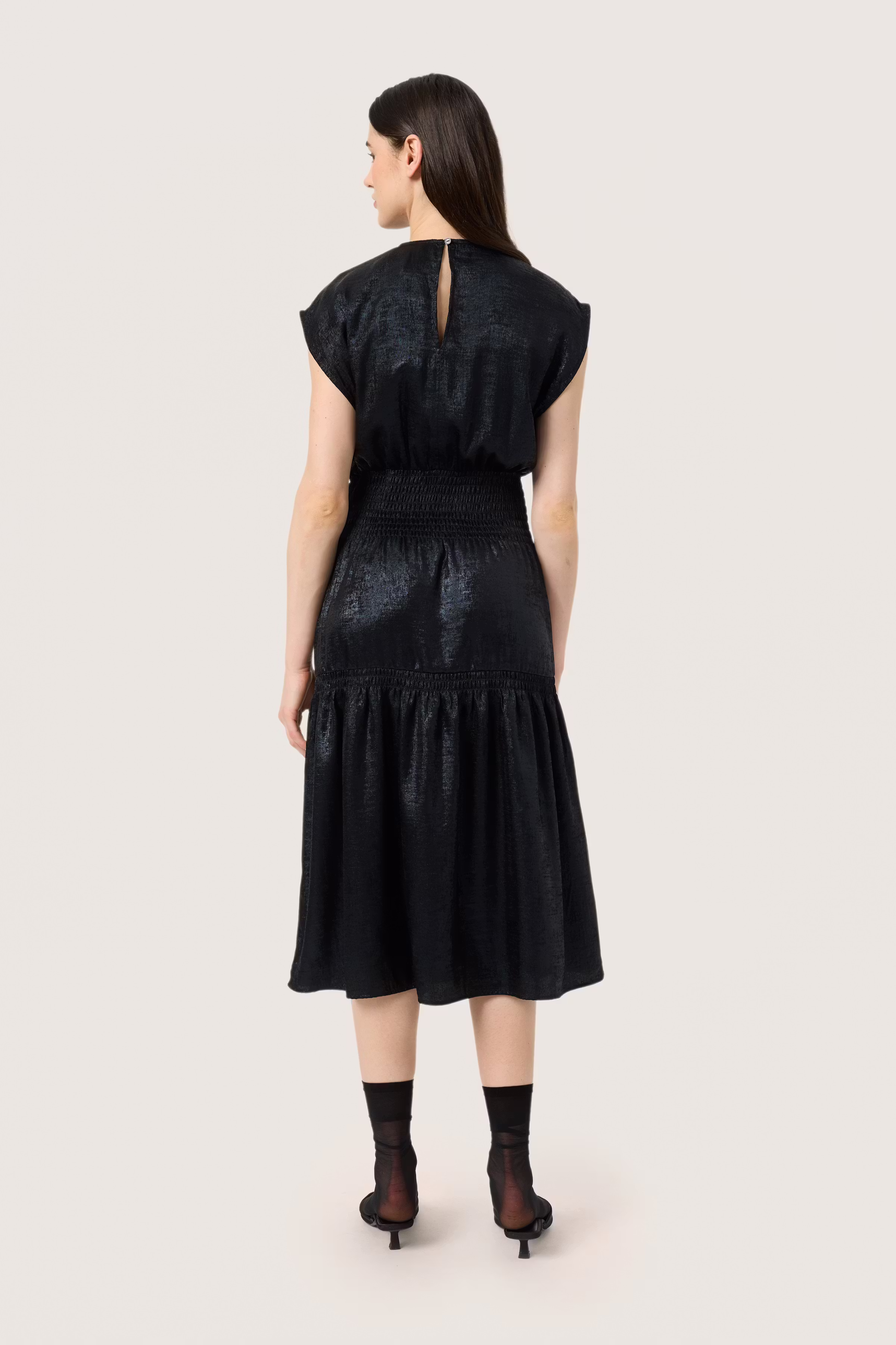 SLElvie Dress LOOKBOOK BACK 30407745-194008